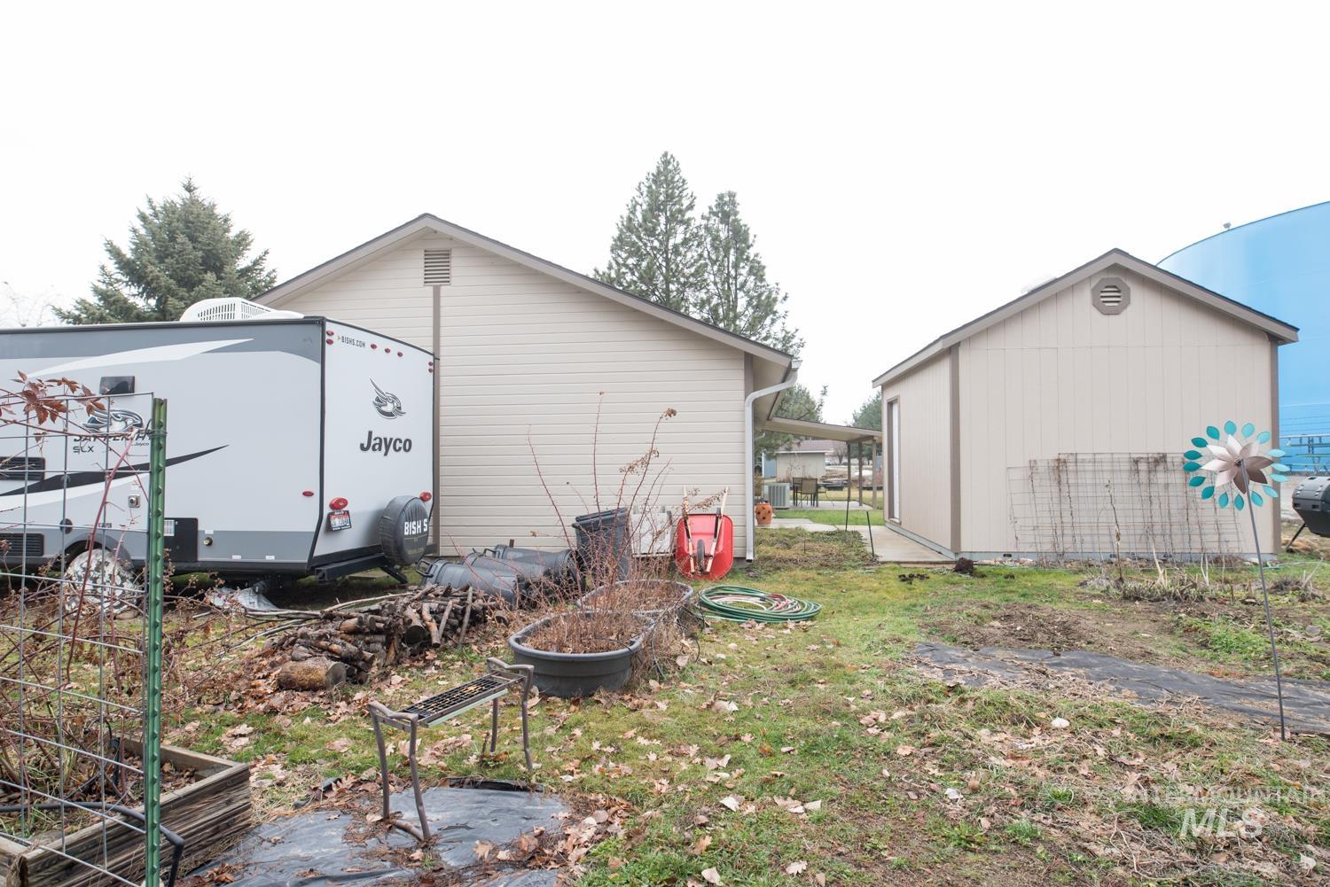 1420 Loraine Circle