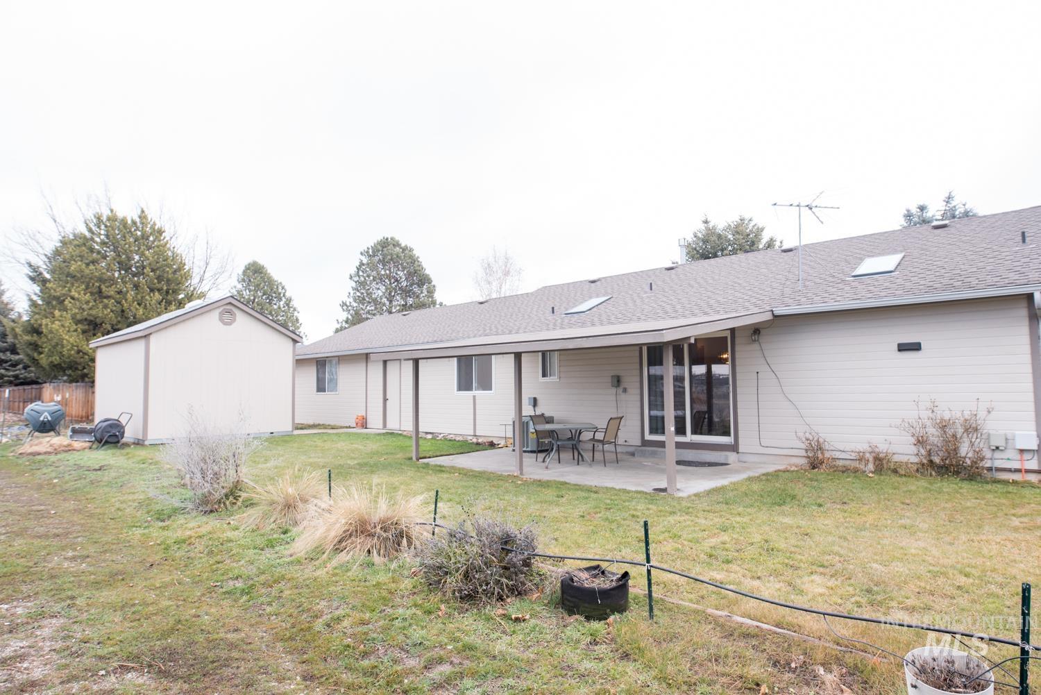 1420 Loraine Circle