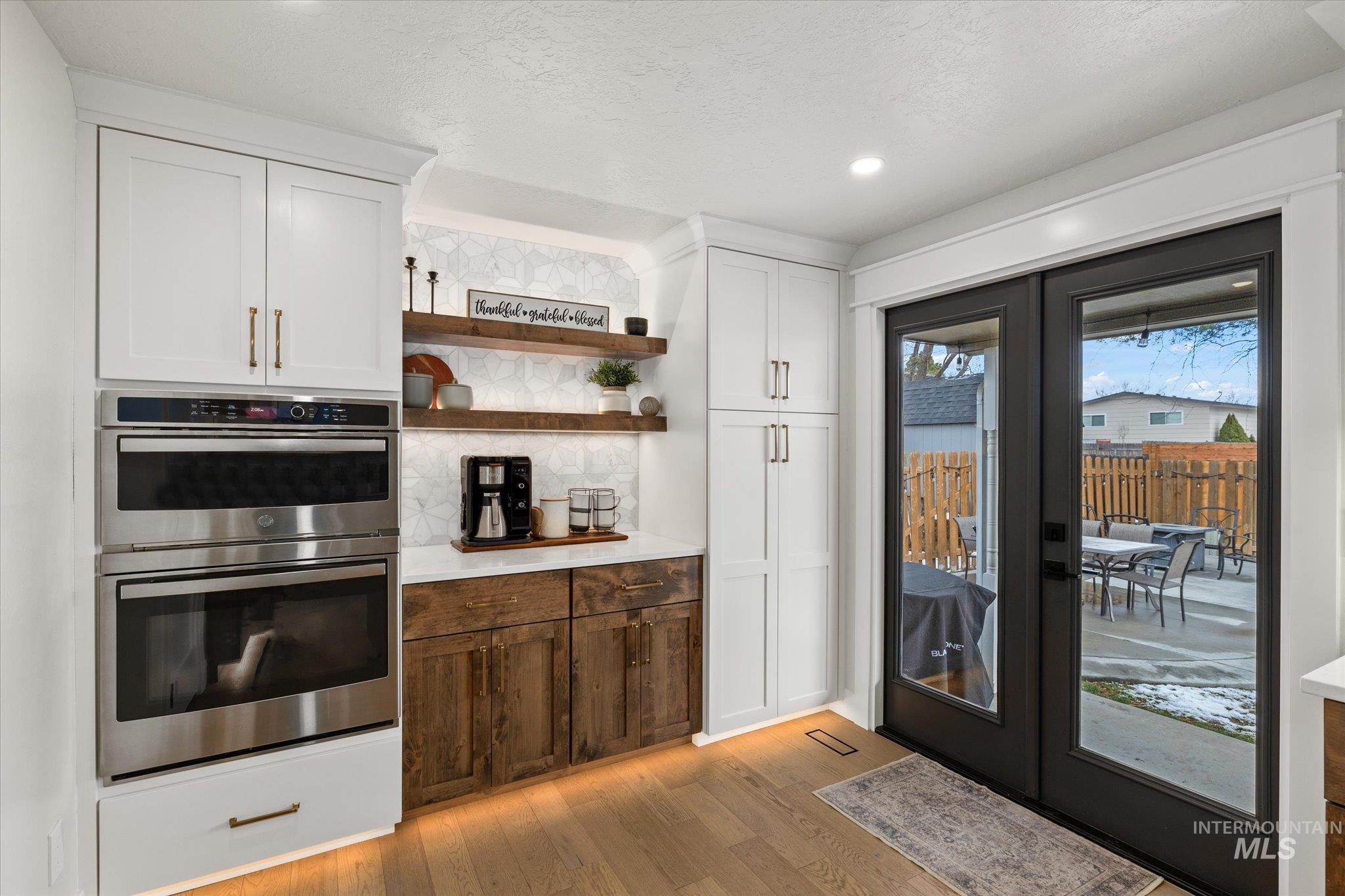 600 S Queens Guard Way