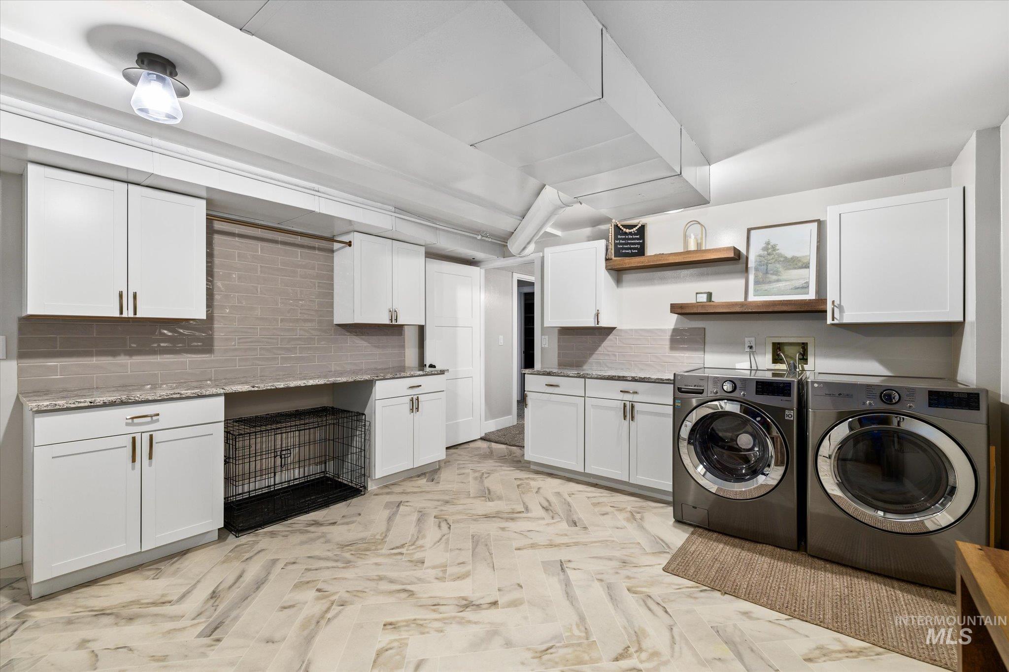 600 S Queens Guard Way