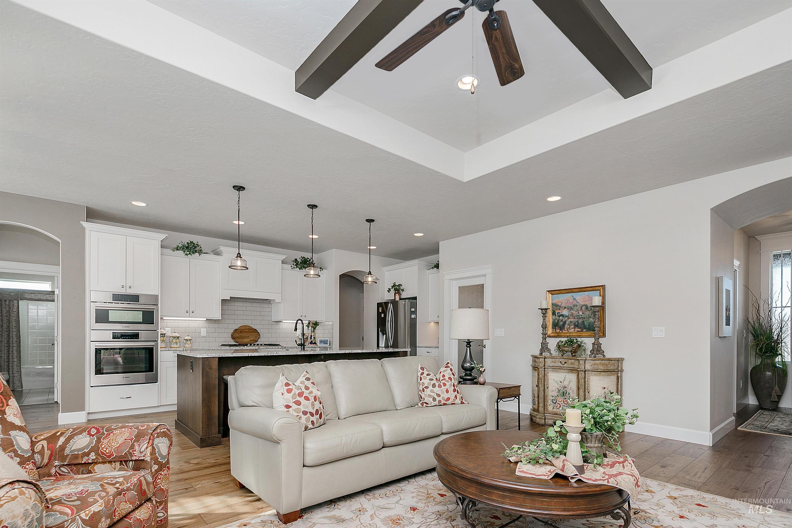 10061 W Golden Rain Street