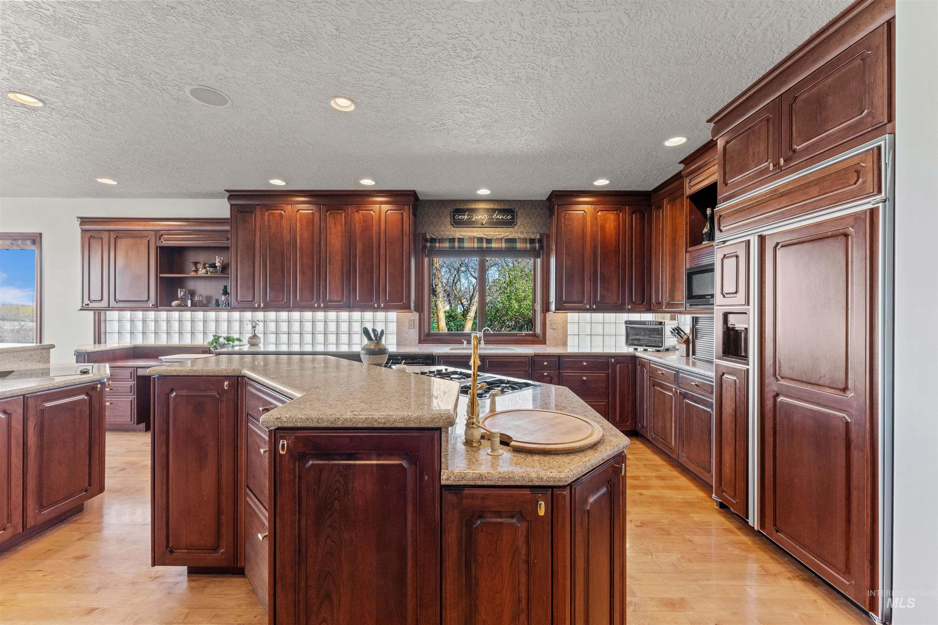 2626 W Penick Pointe Ln