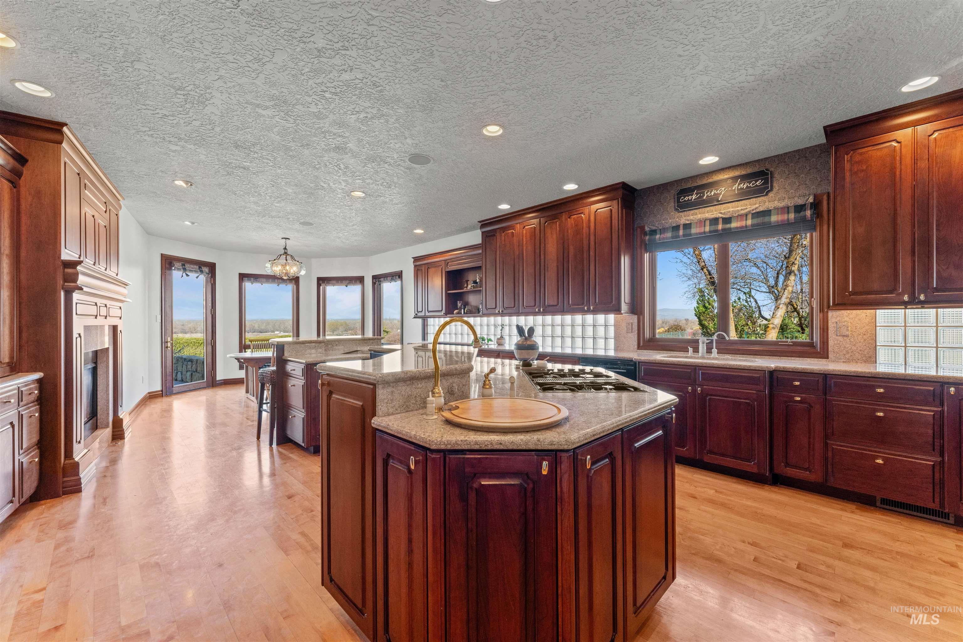 2626 W Penick Pointe Ln