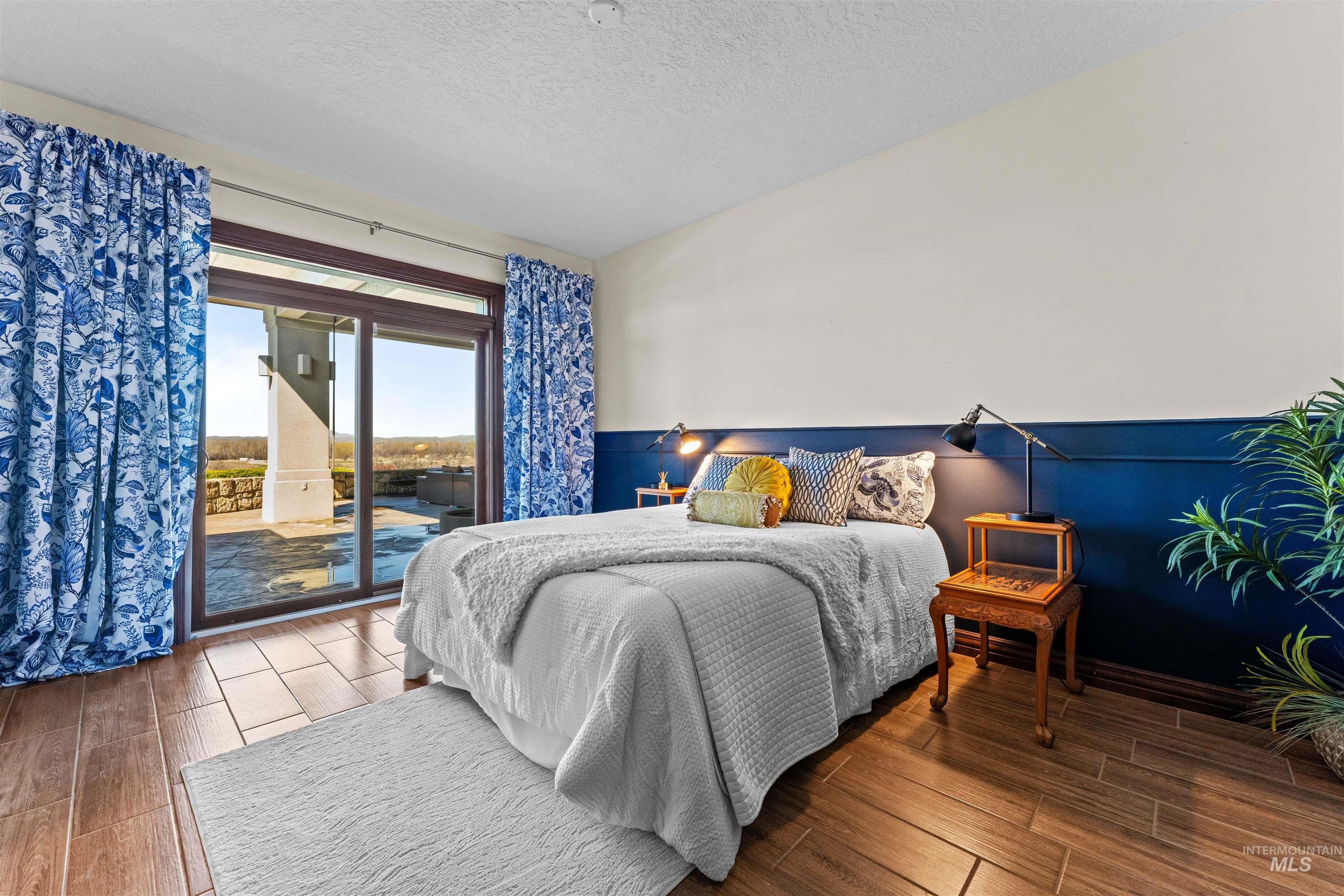 2626 W Penick Pointe Ln