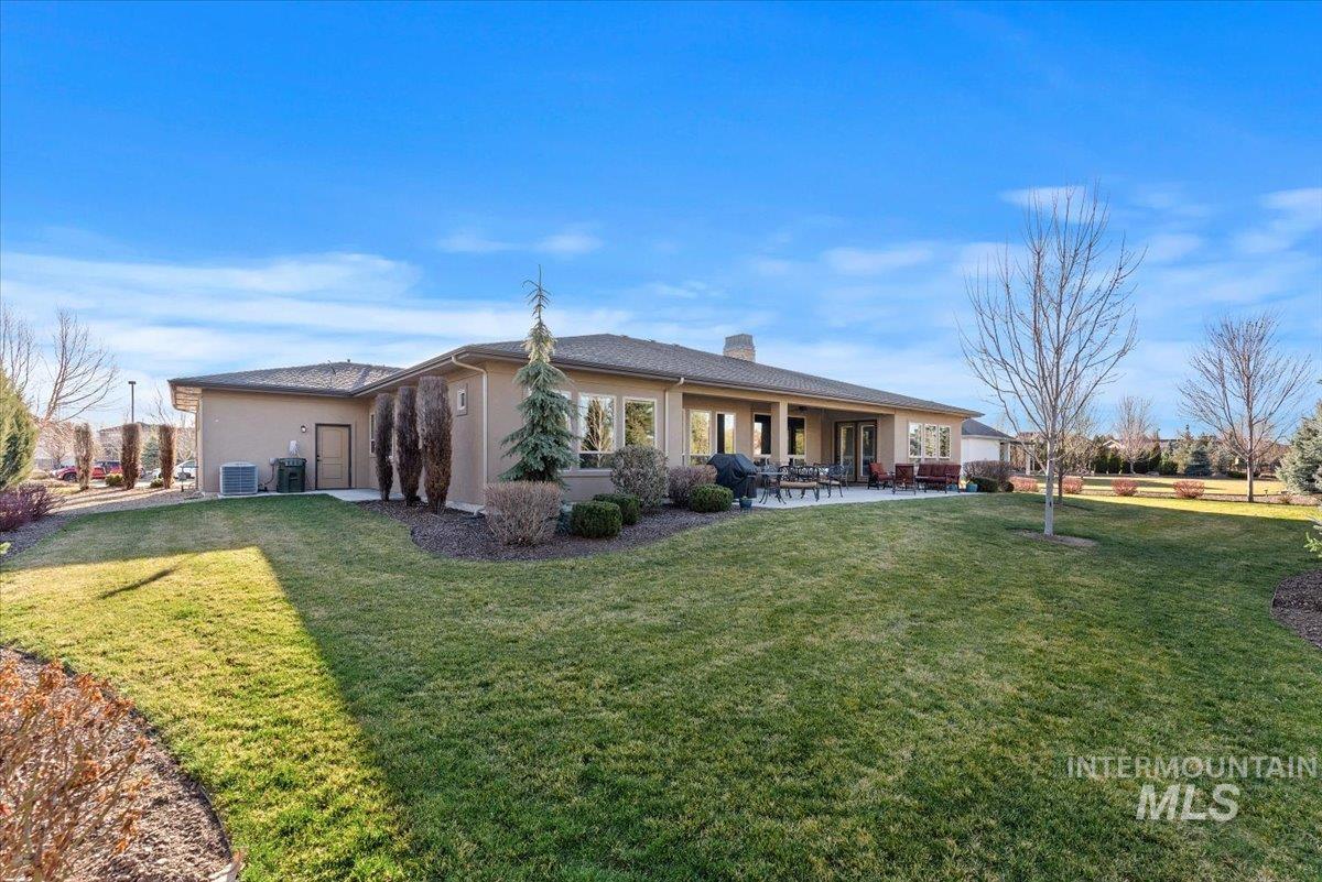7139 N Pinseeker Pl