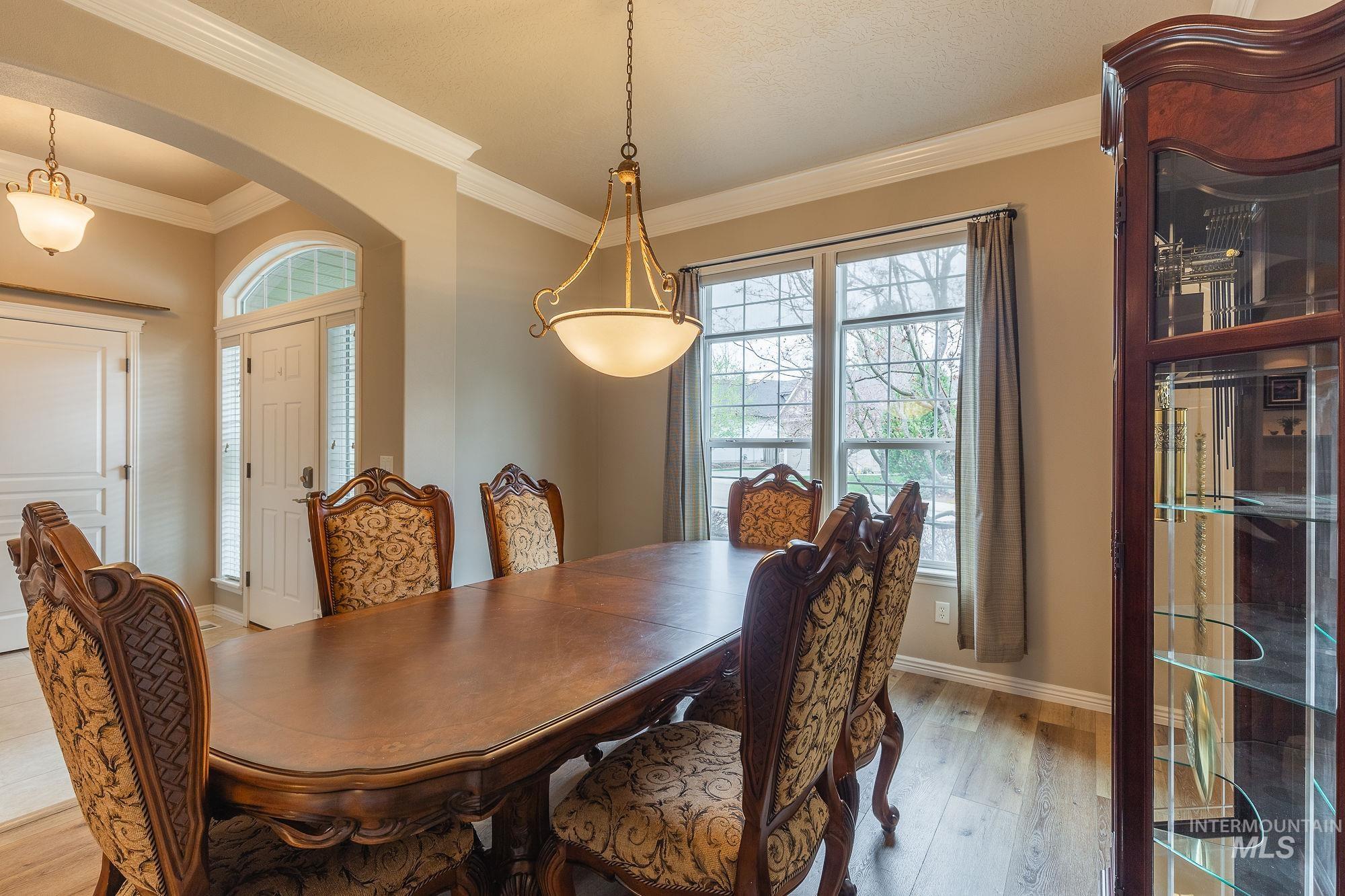 1969 E Stonybrook Ct