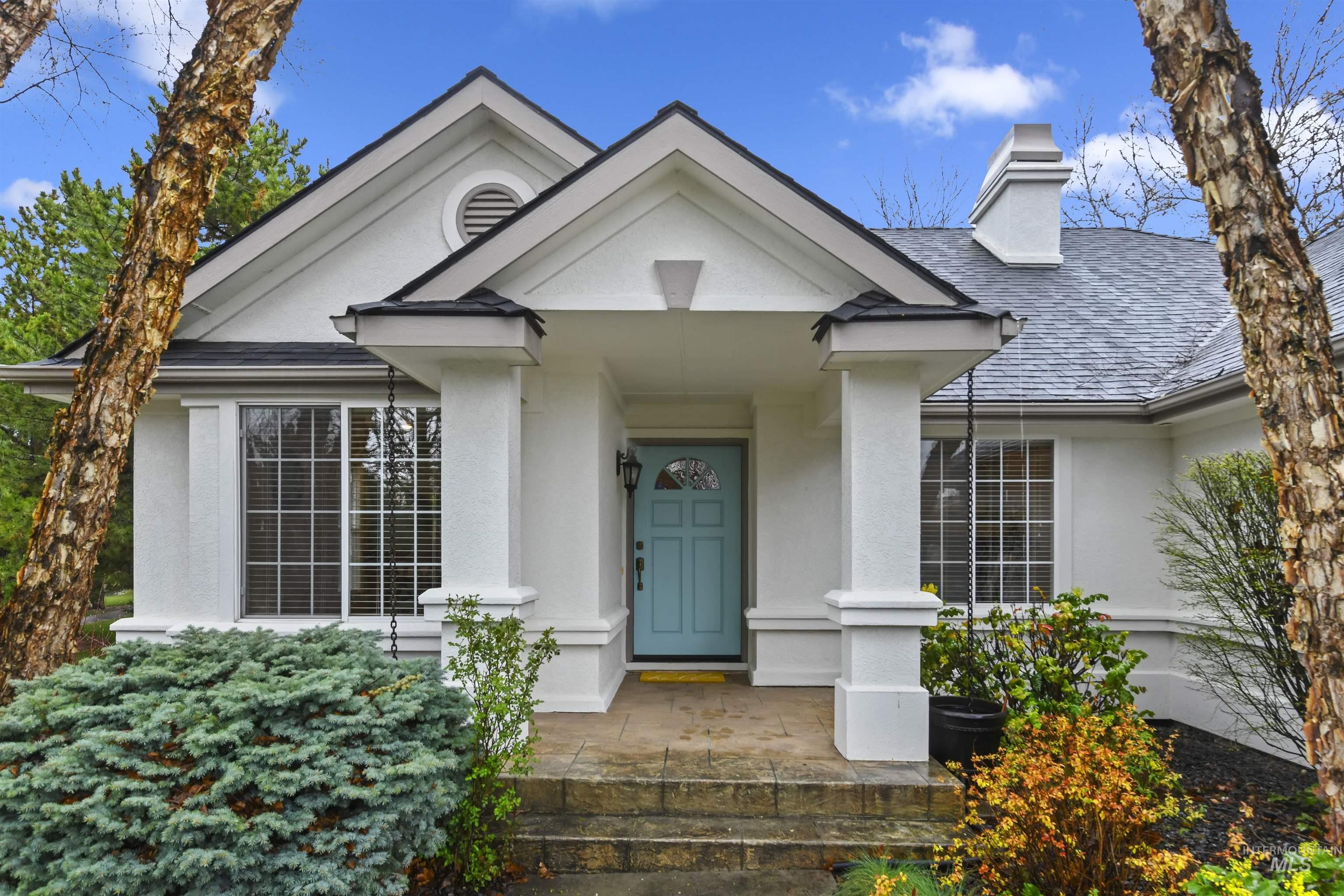 1774 N Sevenoaks Way