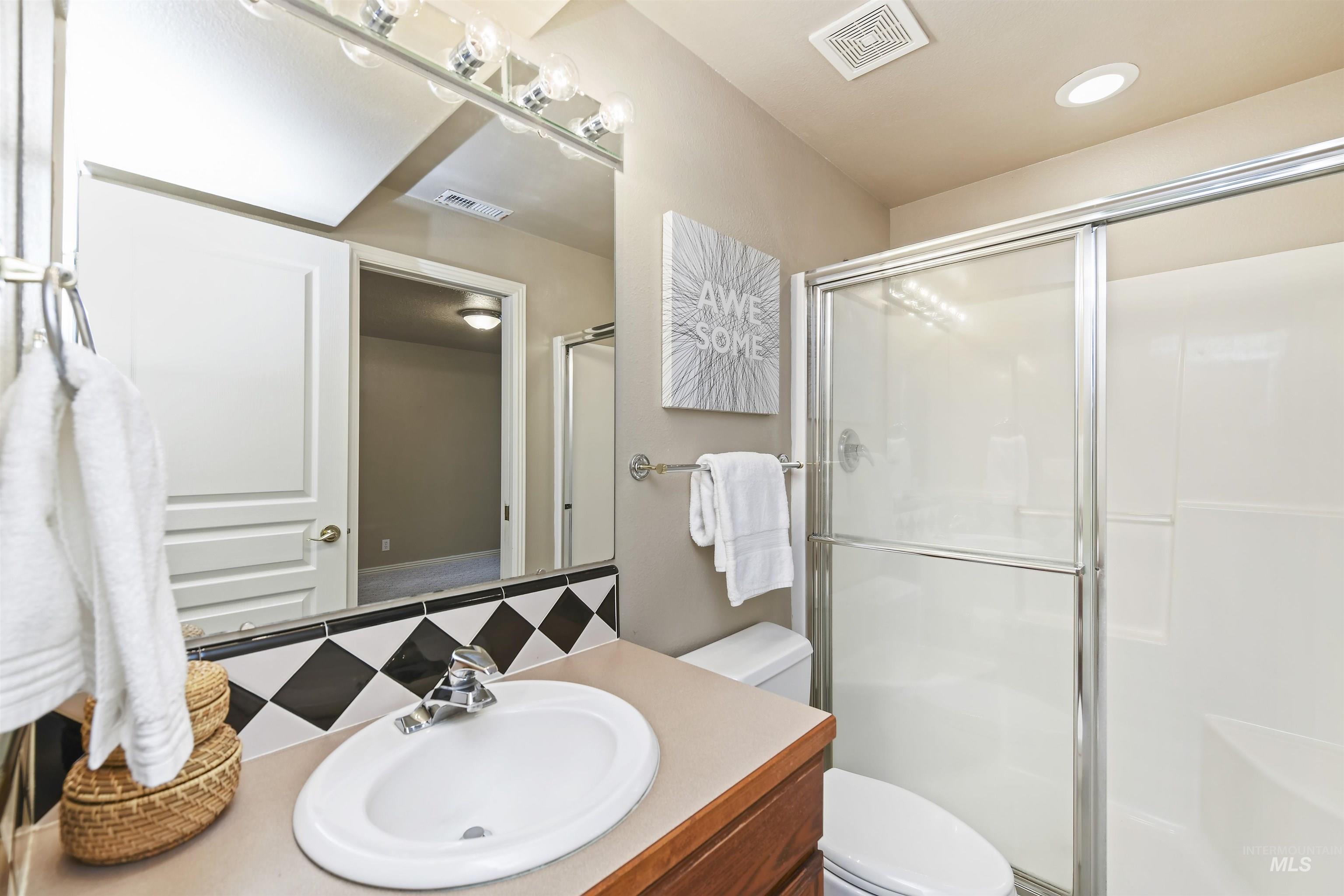 1774 N Sevenoaks Way