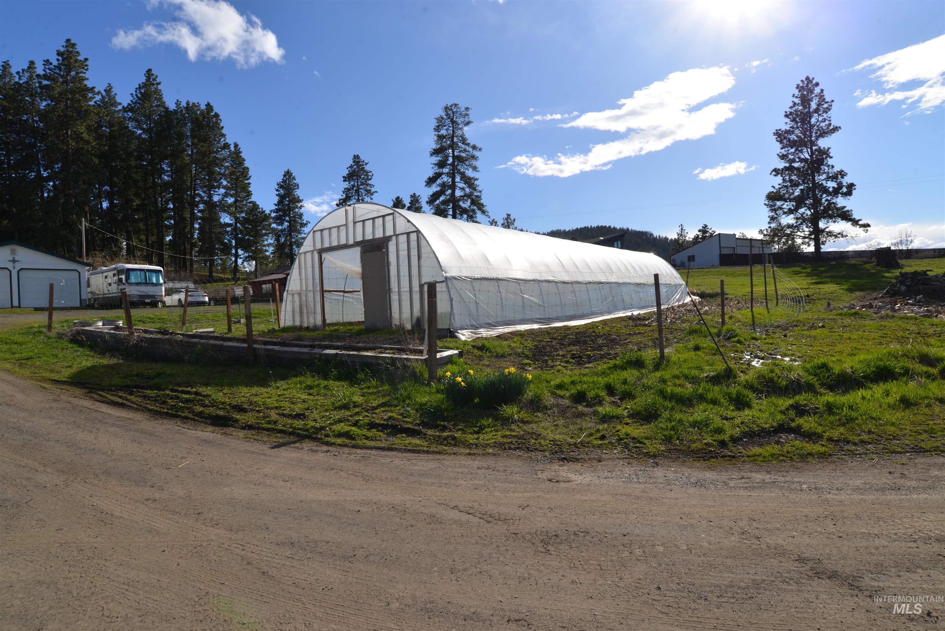 42681 Flatiron Rd