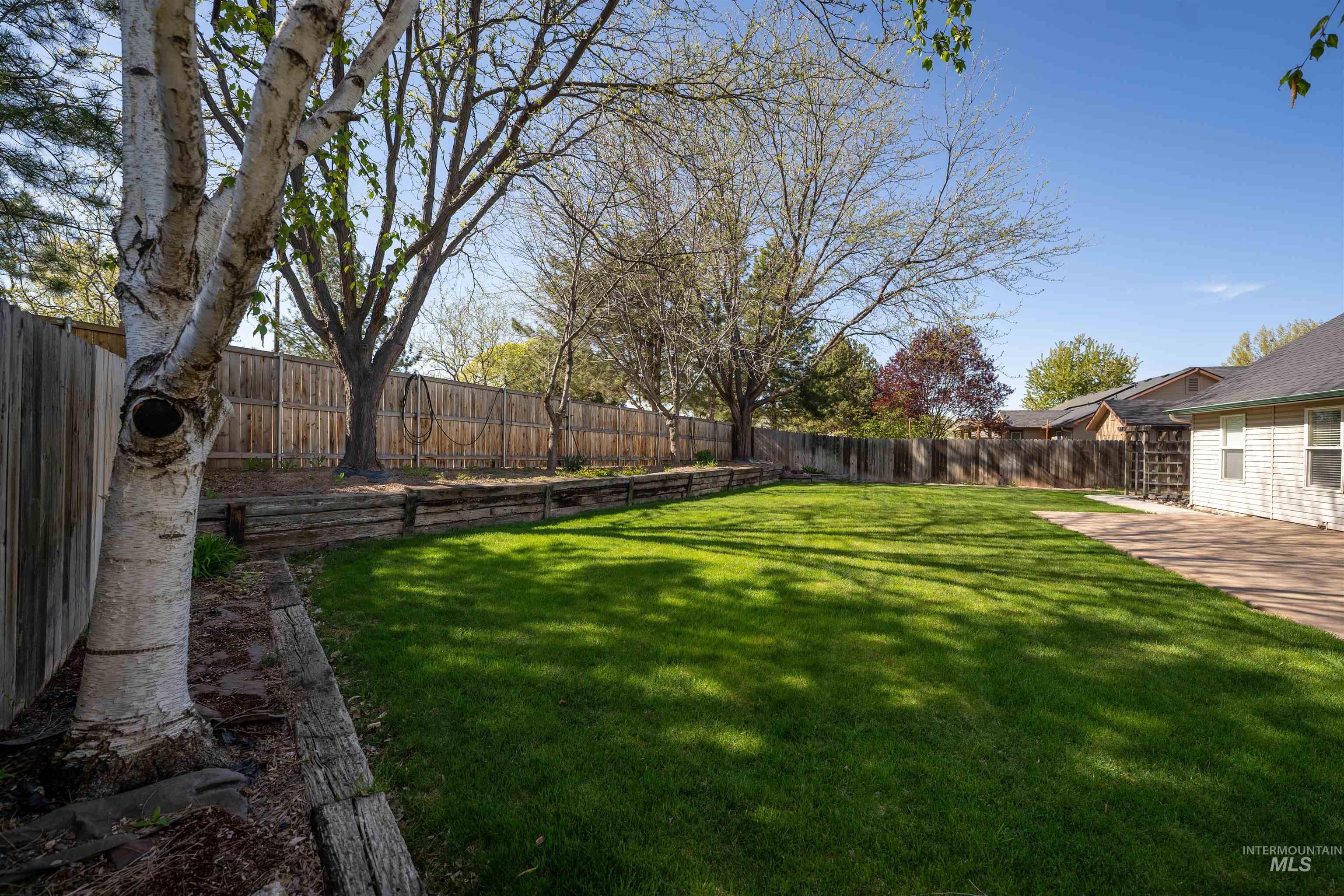 2123 S Candlewood Dr