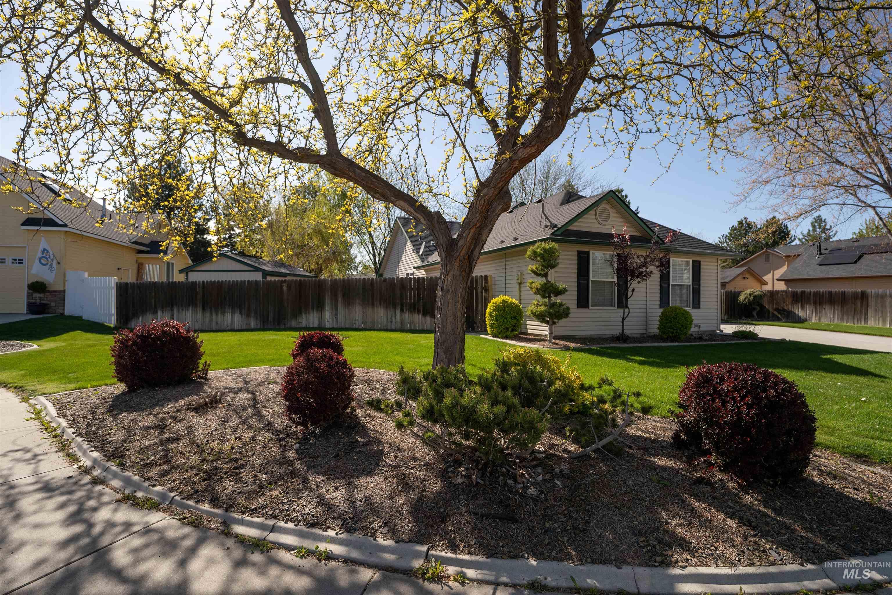 2123 S Candlewood Dr