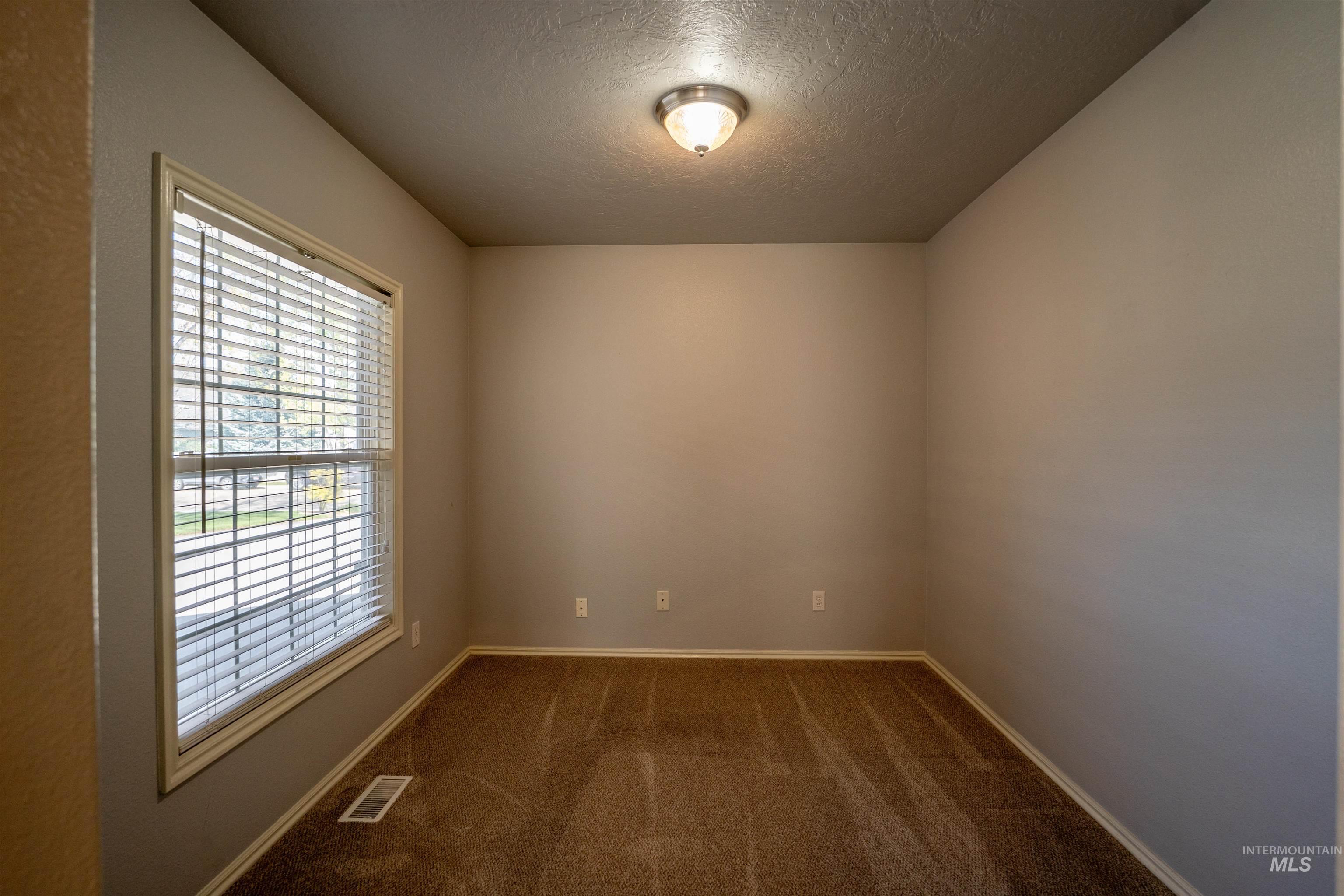 2123 S Candlewood Dr