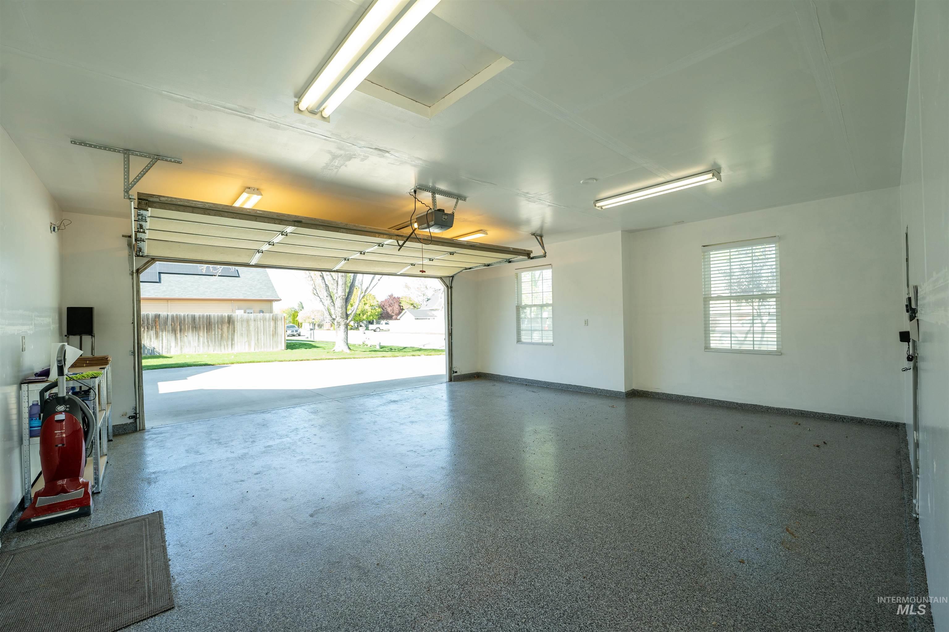 2123 S Candlewood Dr