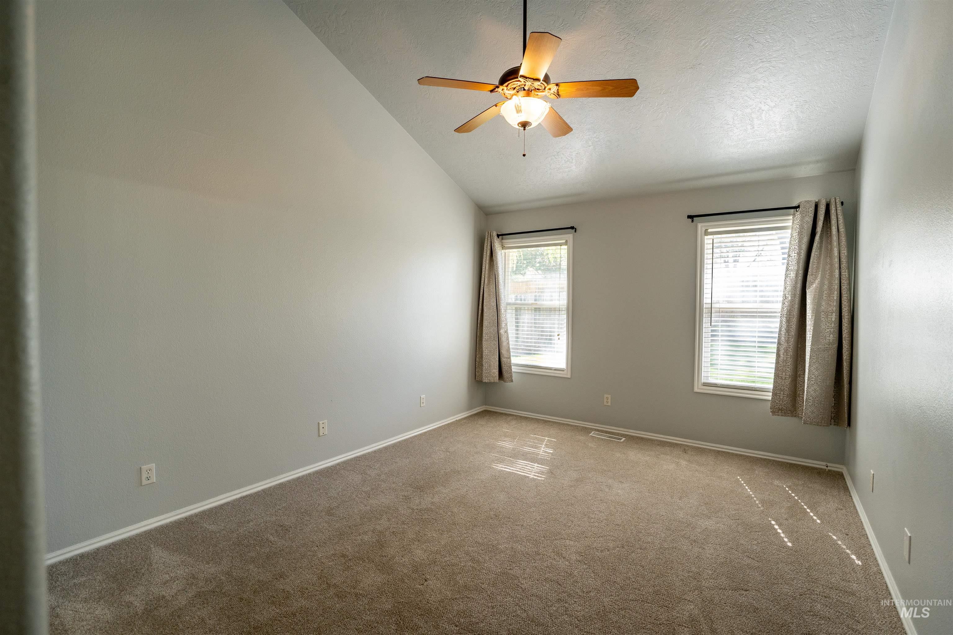 2123 S Candlewood Dr