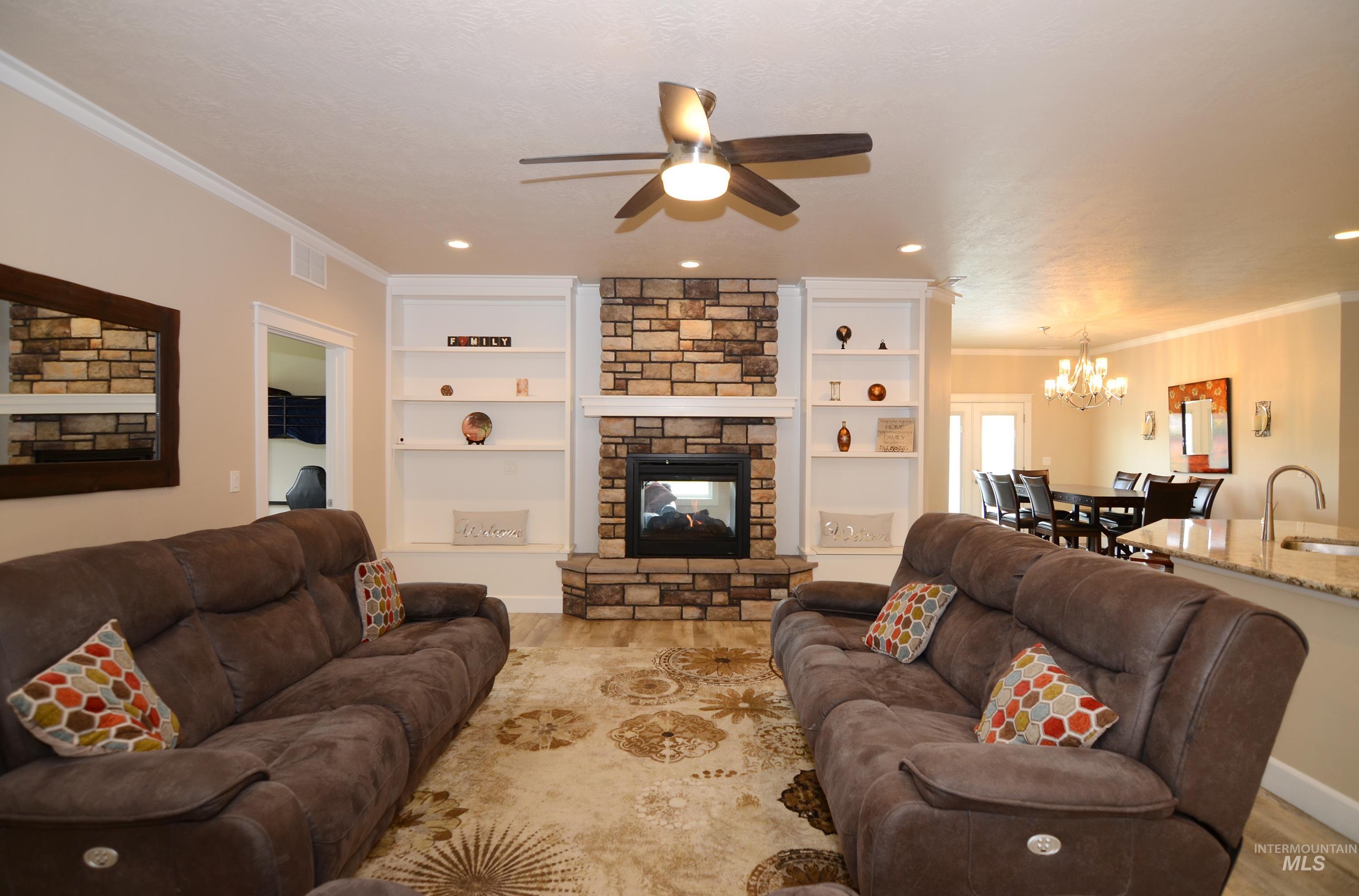 18040 Celestia Dr