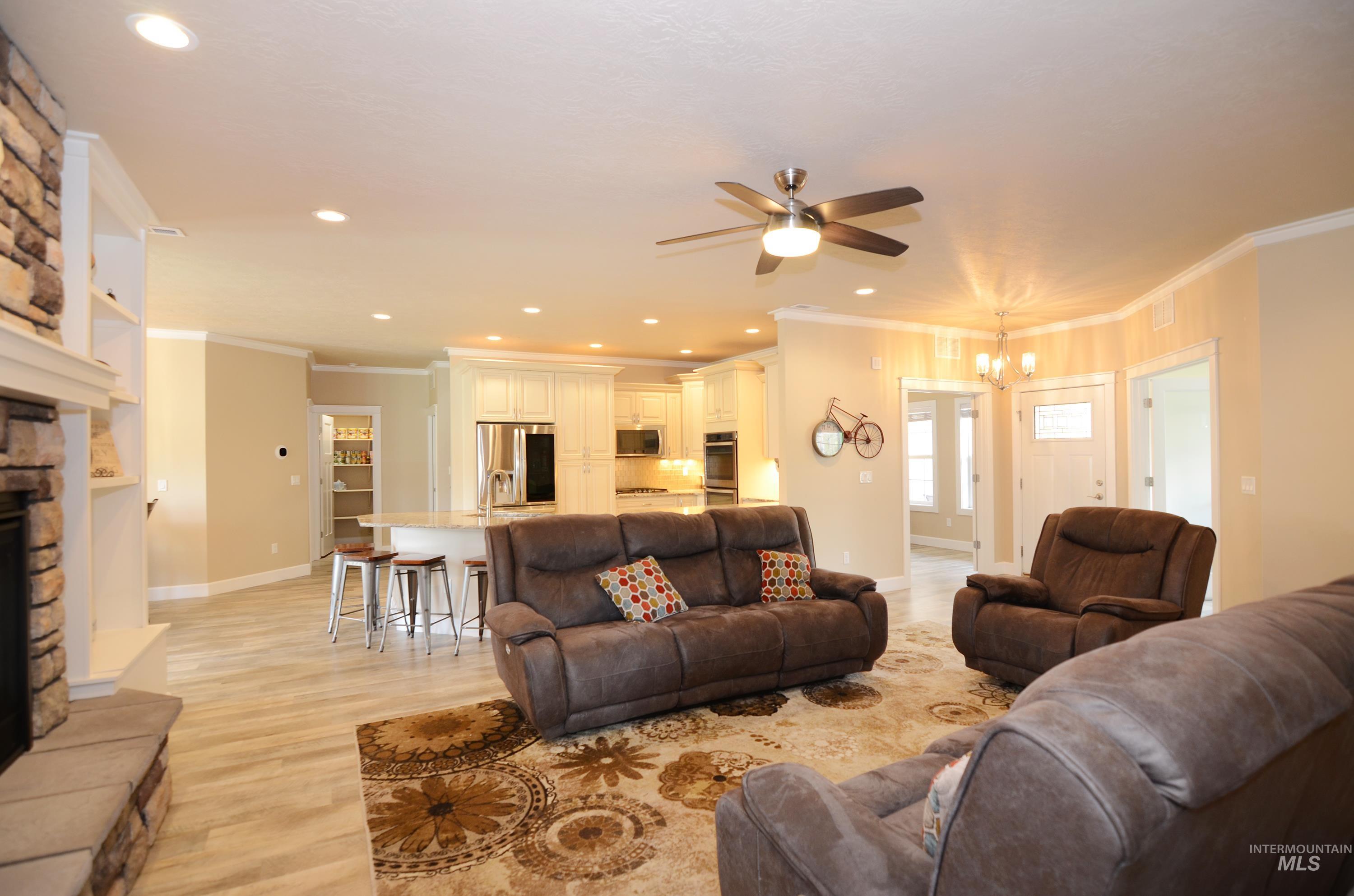 18040 Celestia Dr