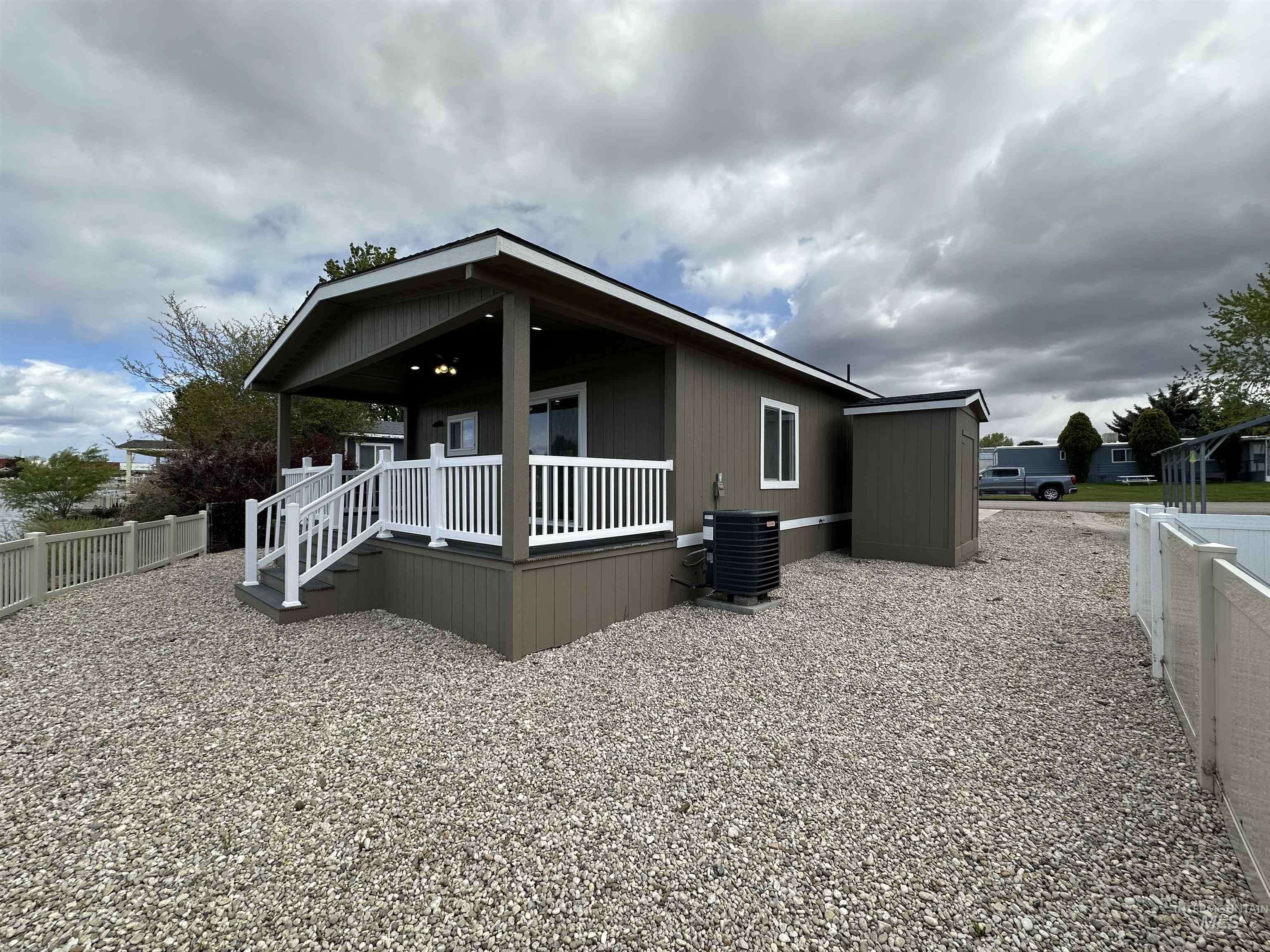 2038 Blue Spruce Ln Unit: 179