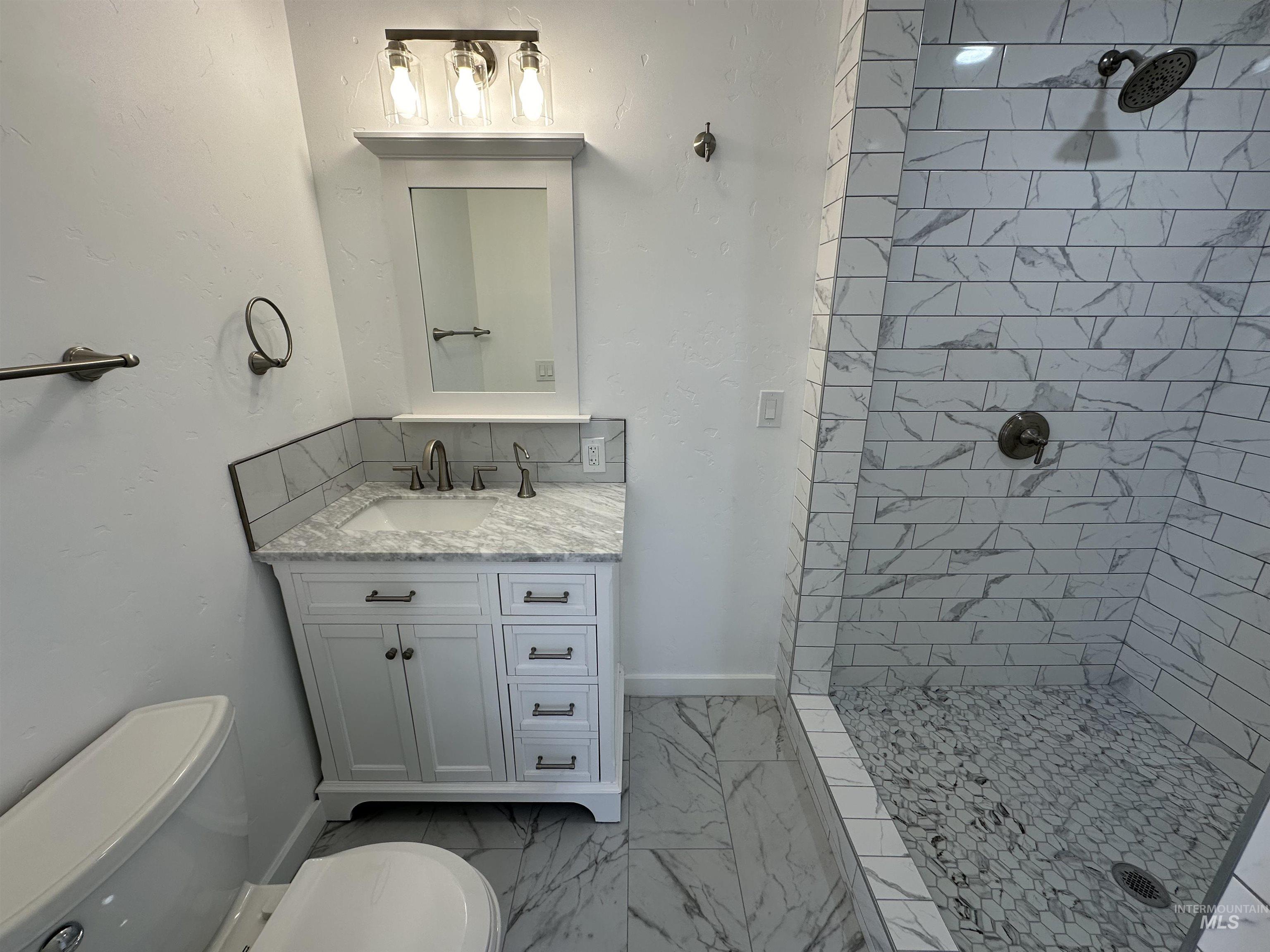 2038 Blue Spruce Ln Unit: 179