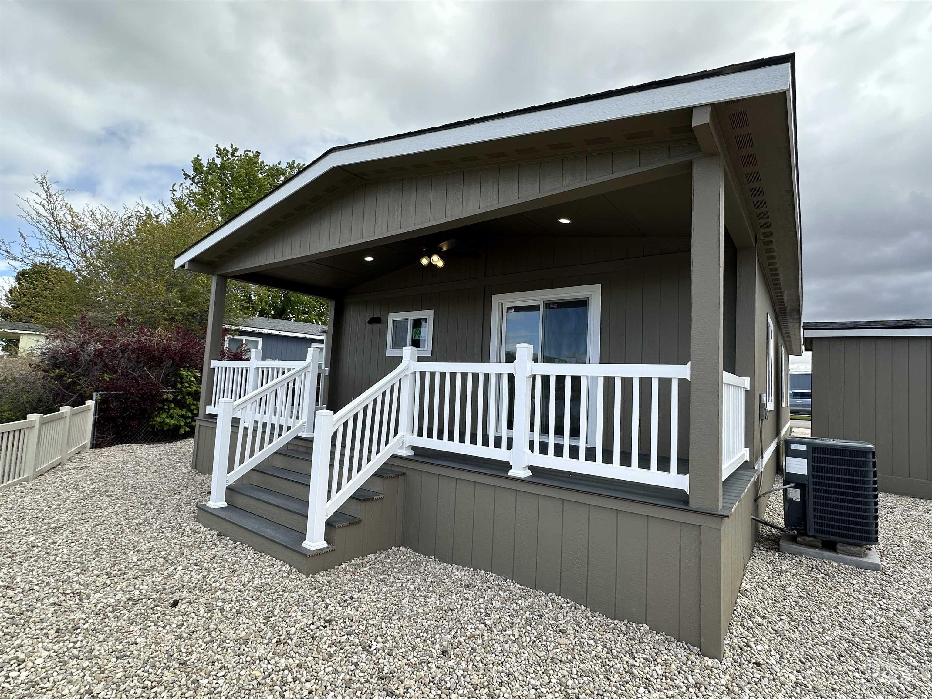 2038 Blue Spruce Ln Unit: 179