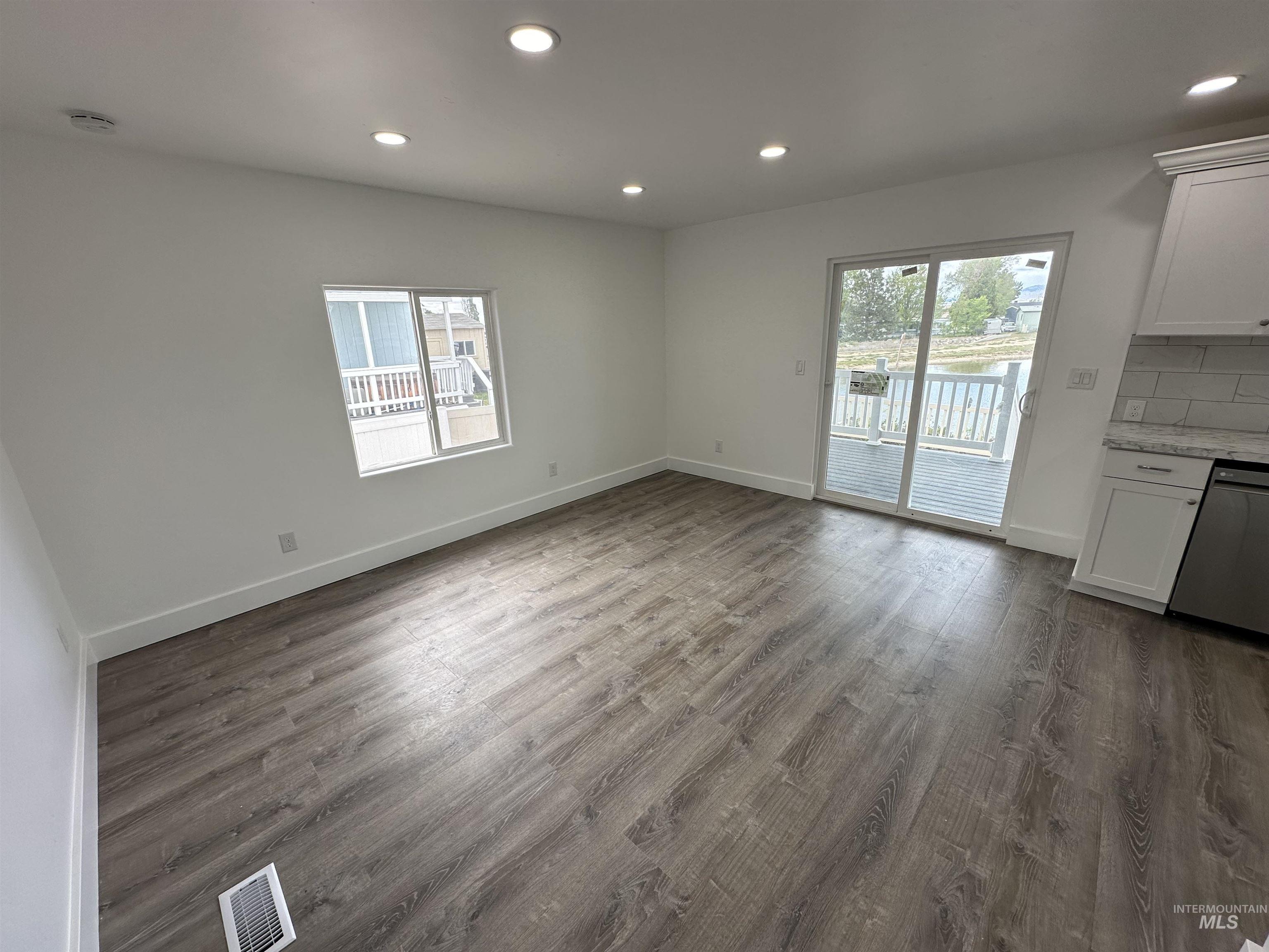 2038 Blue Spruce Ln Unit: 179