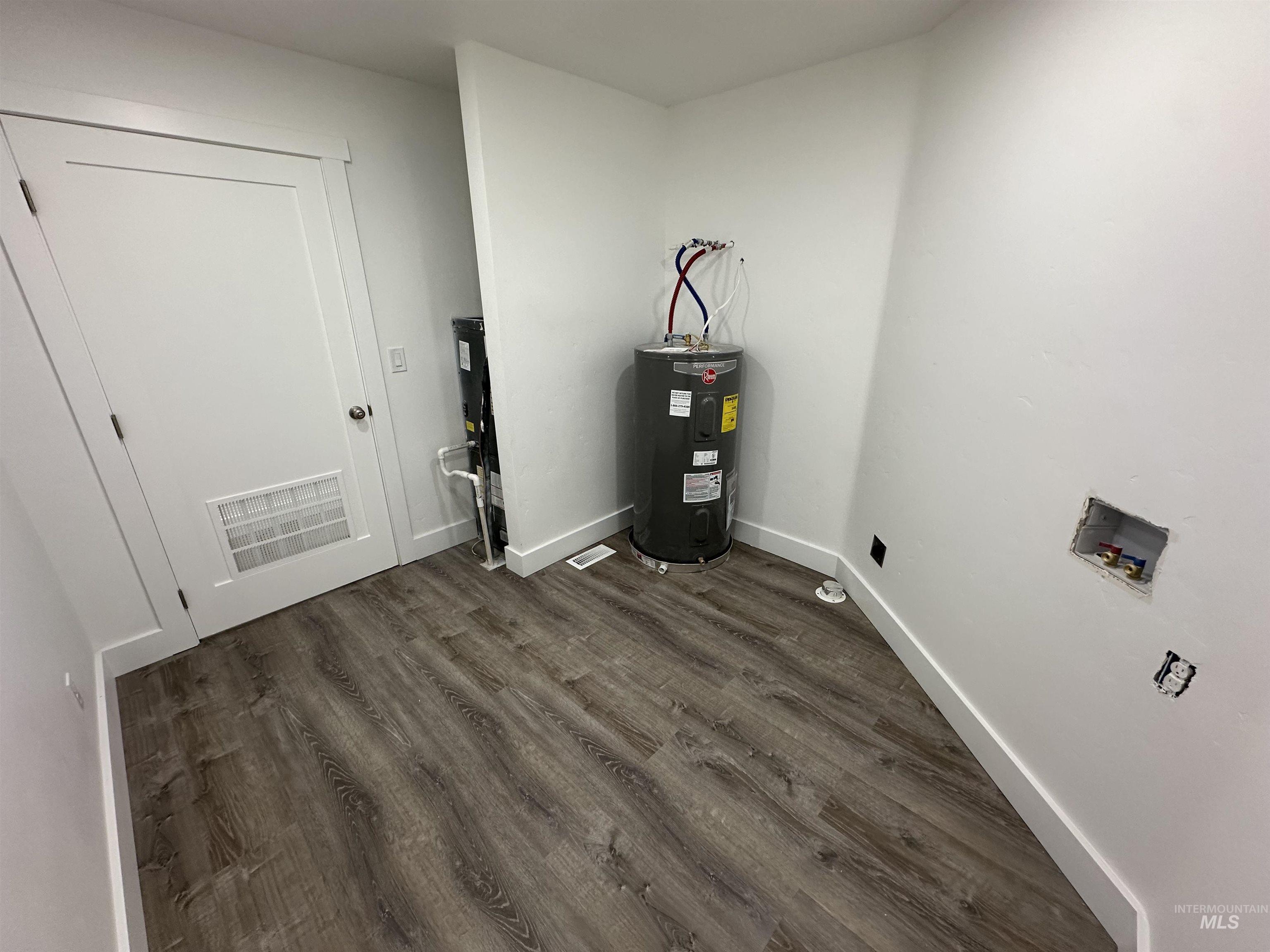 2038 Blue Spruce Ln Unit: 179