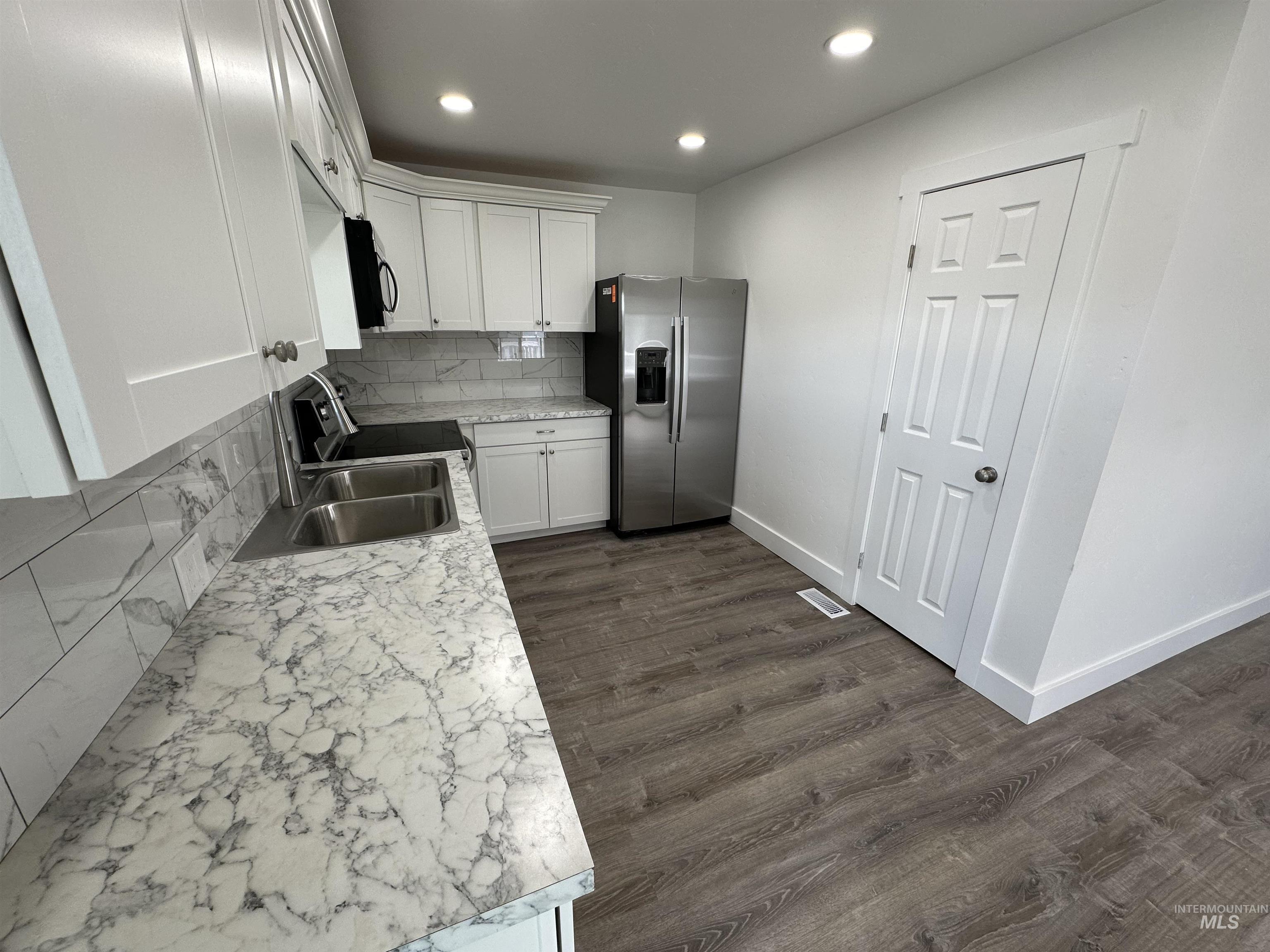 2038 Blue Spruce Ln Unit: 179