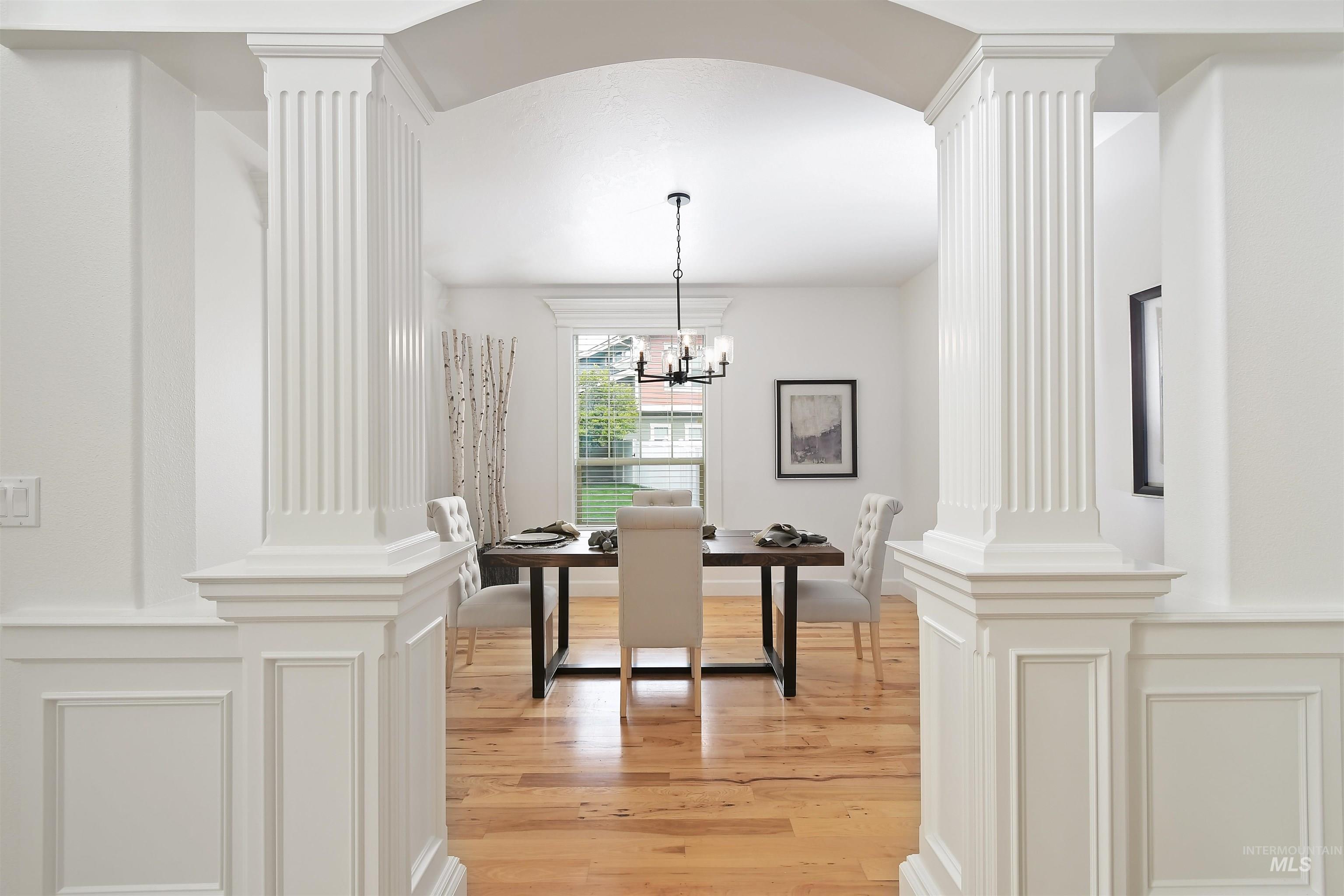 1622 W Covenant Hill Ct