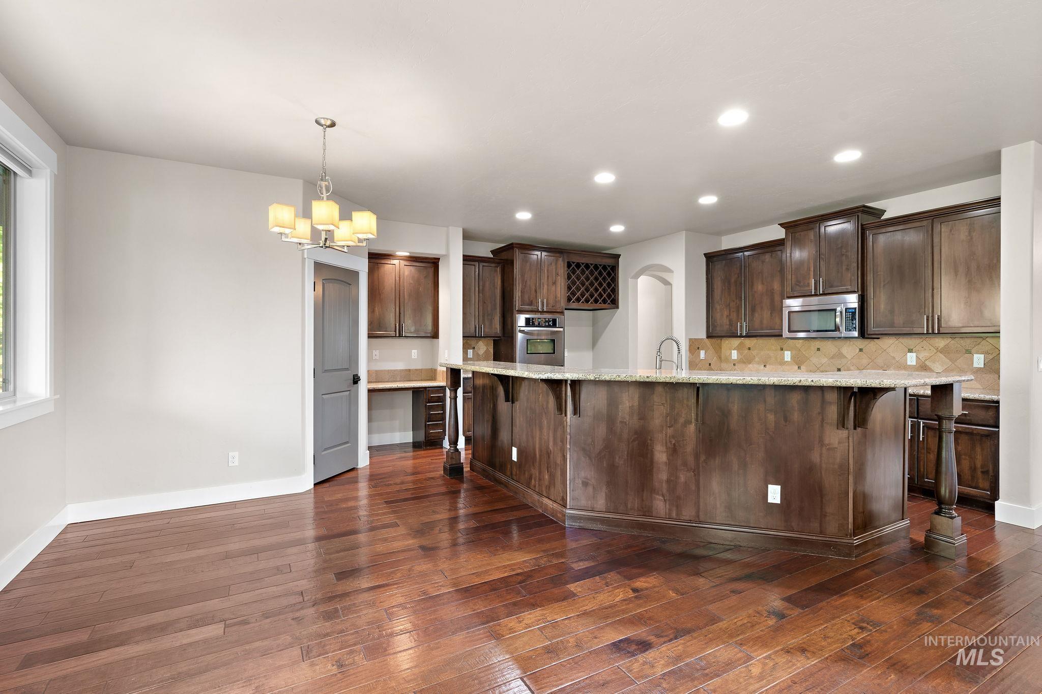 1837 Stallion Springs Way