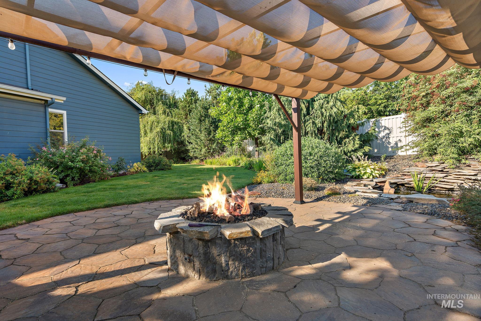 1837 Stallion Springs Way