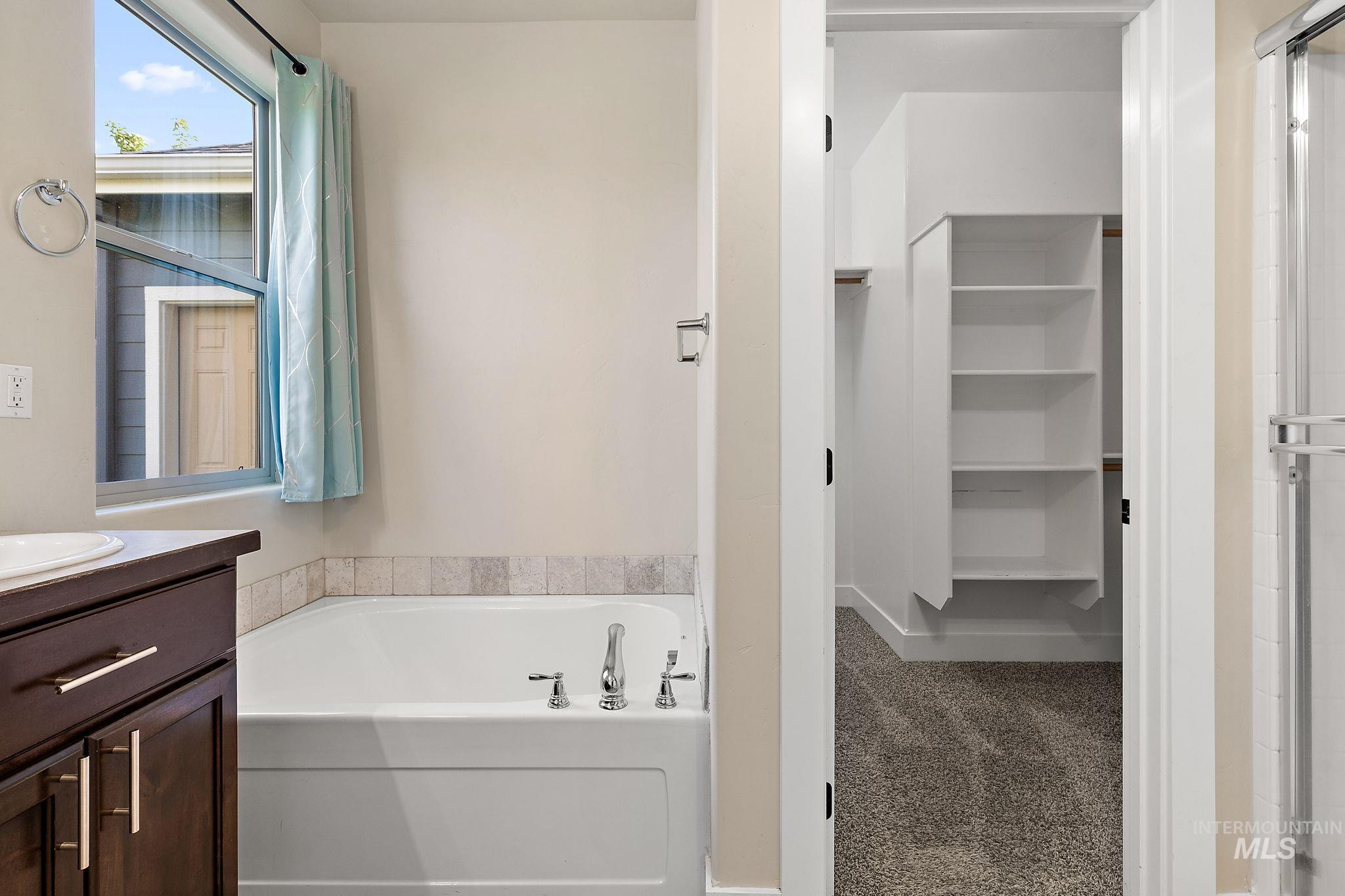 1837 Stallion Springs Way