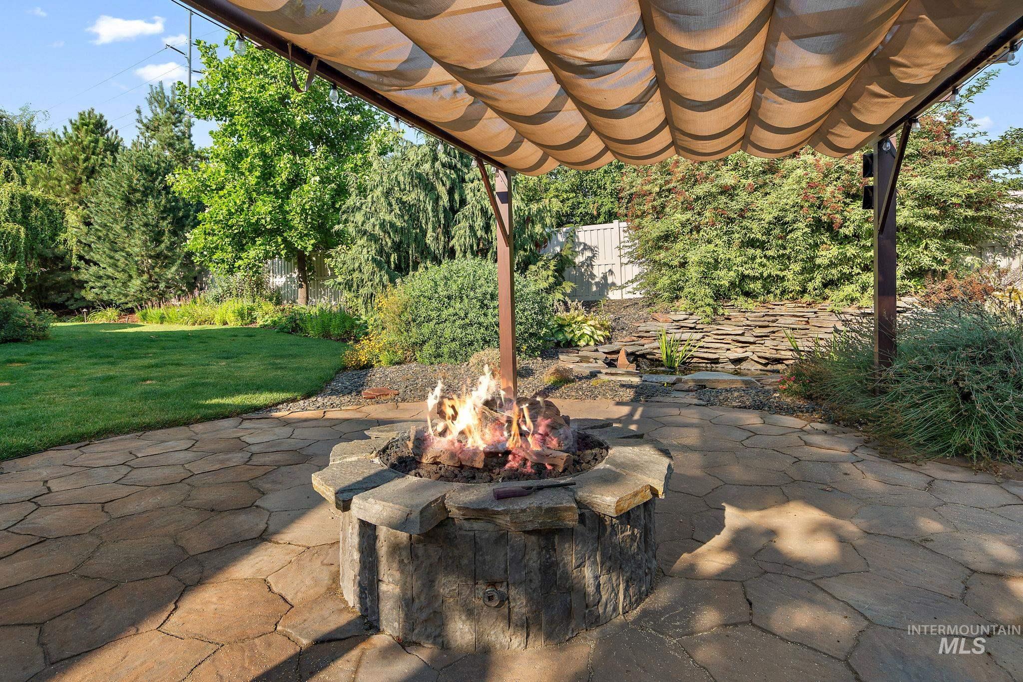 1837 Stallion Springs Way