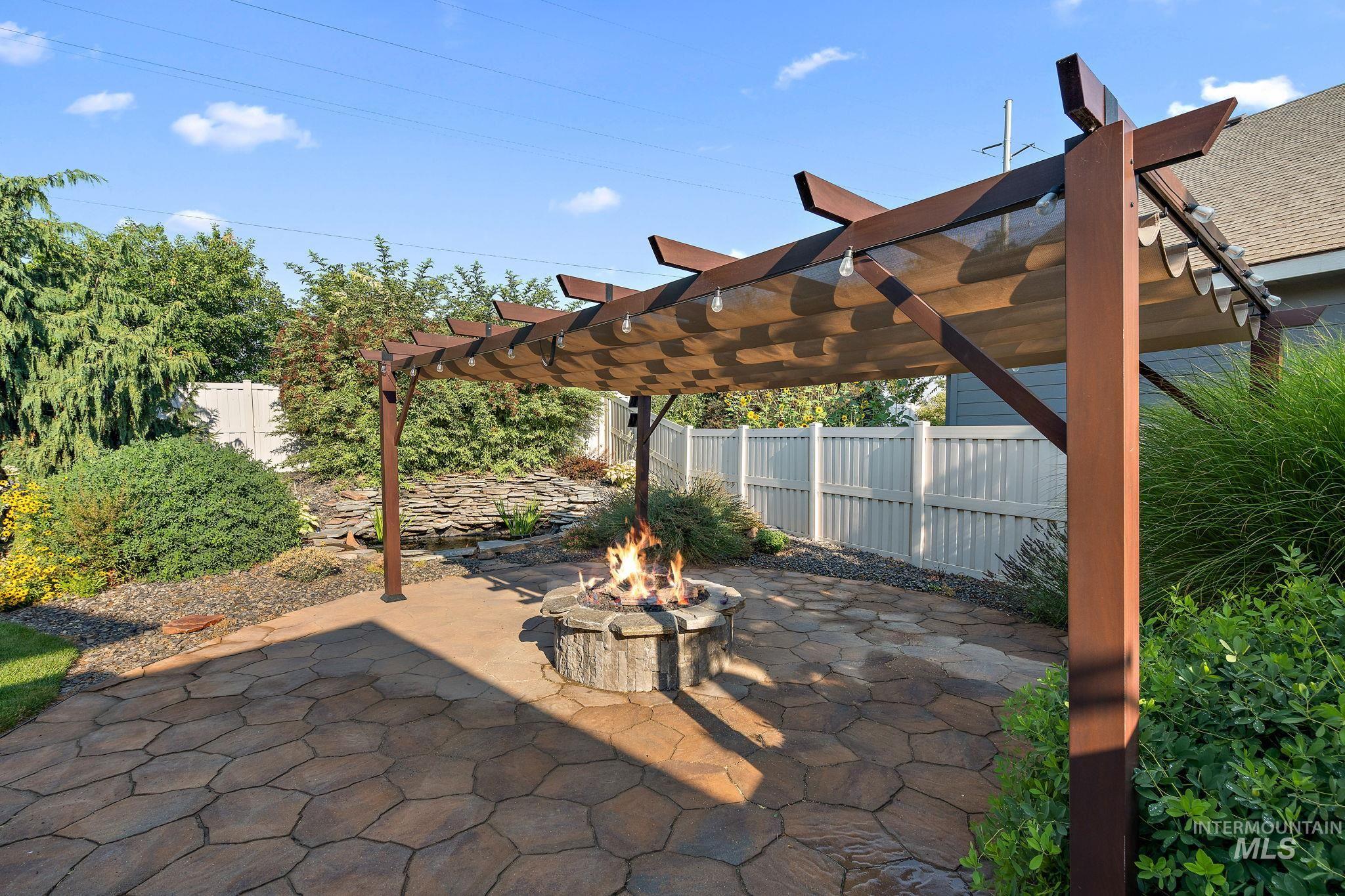 1837 Stallion Springs Way