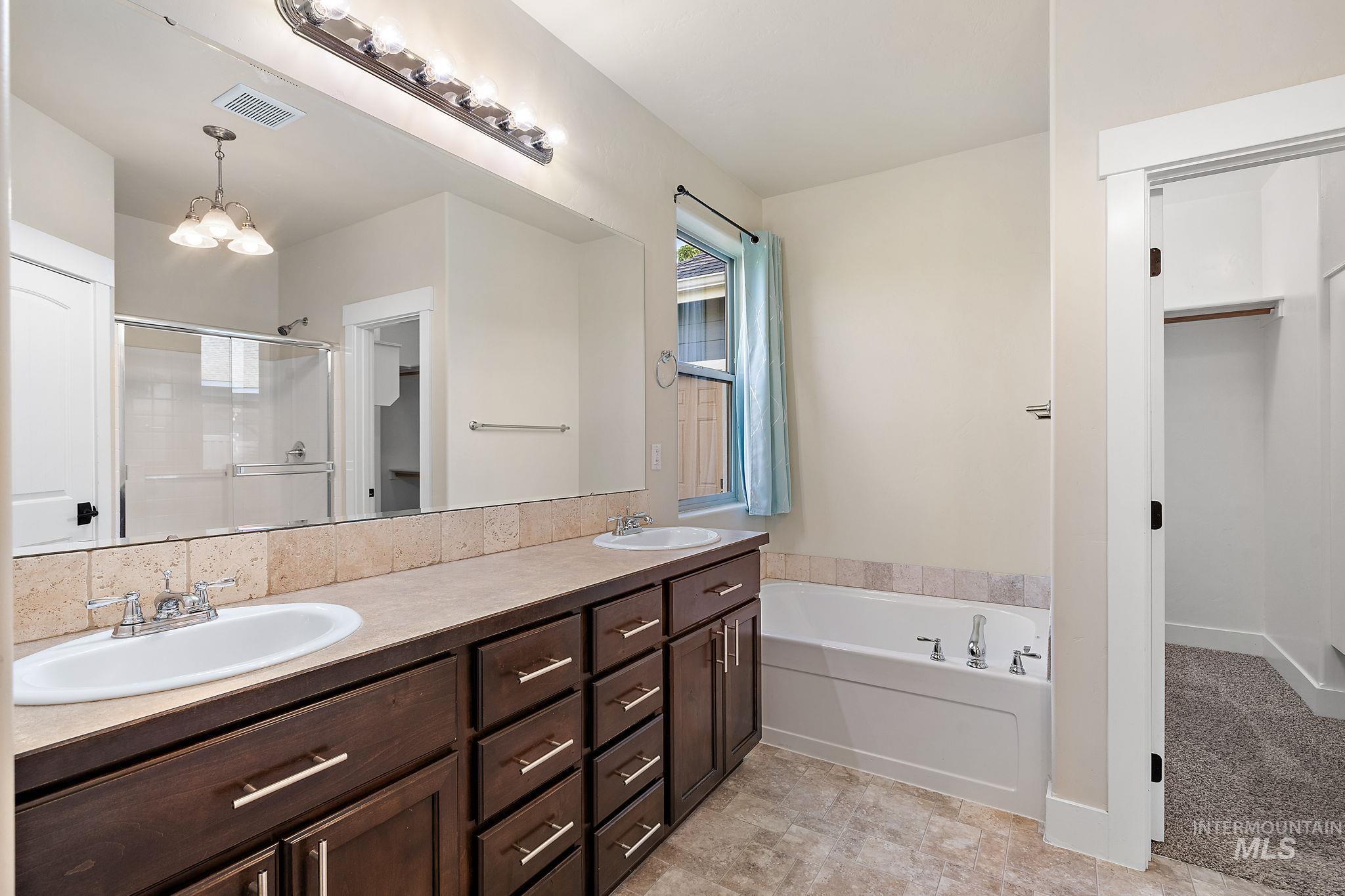 1837 Stallion Springs Way