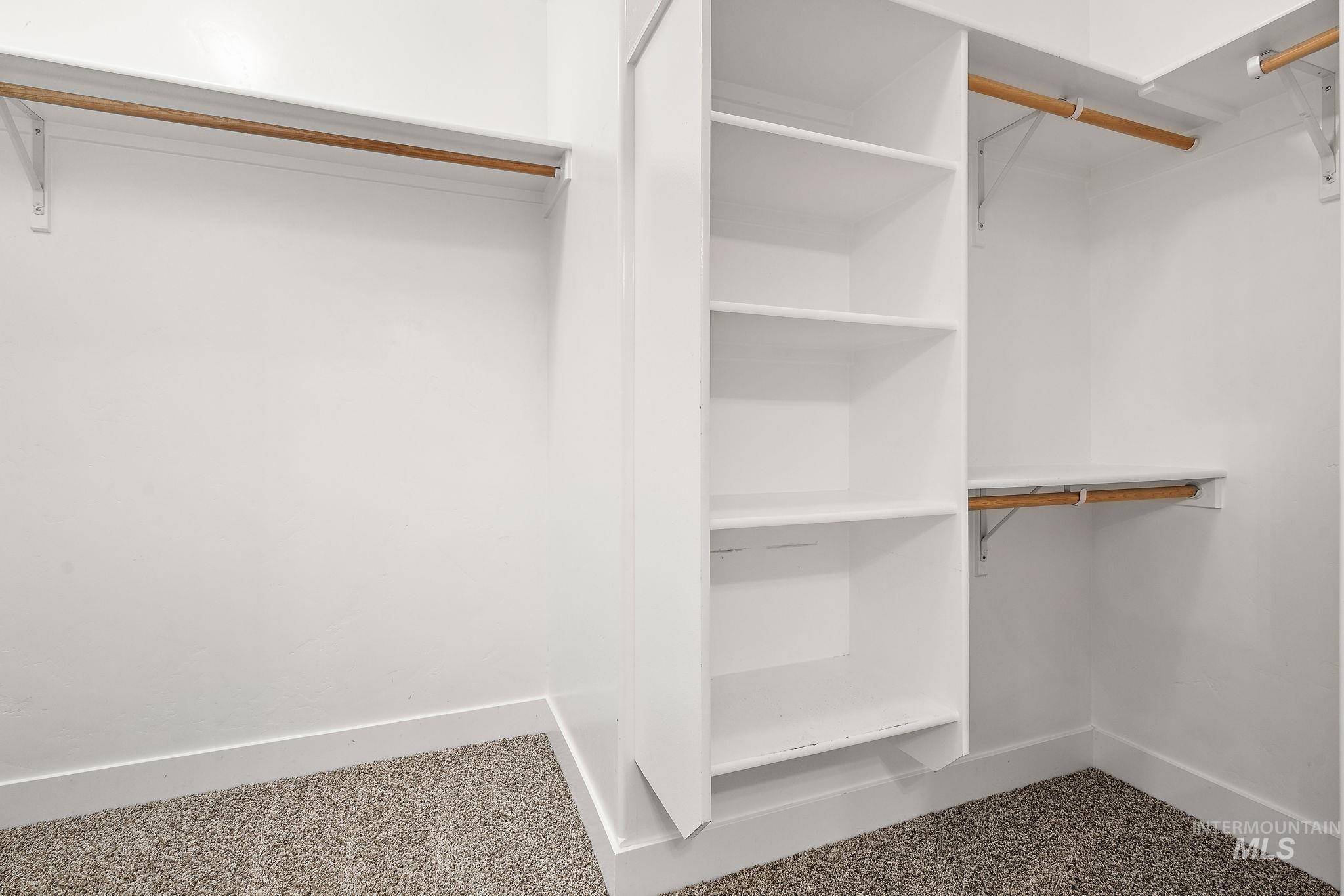 1837 Stallion Springs Way