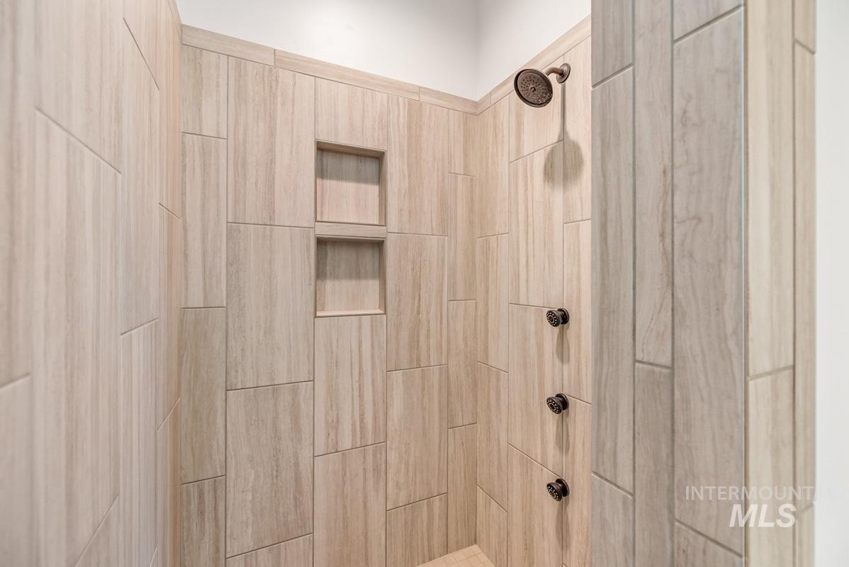 12681 S Bellcrown Pl