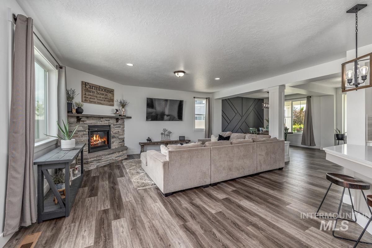 12681 S Bellcrown Pl