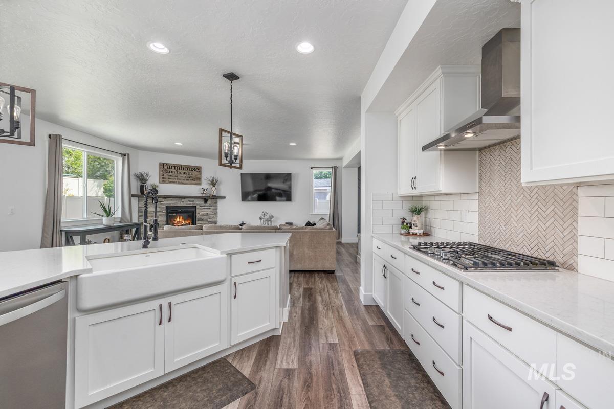 12681 S Bellcrown Pl