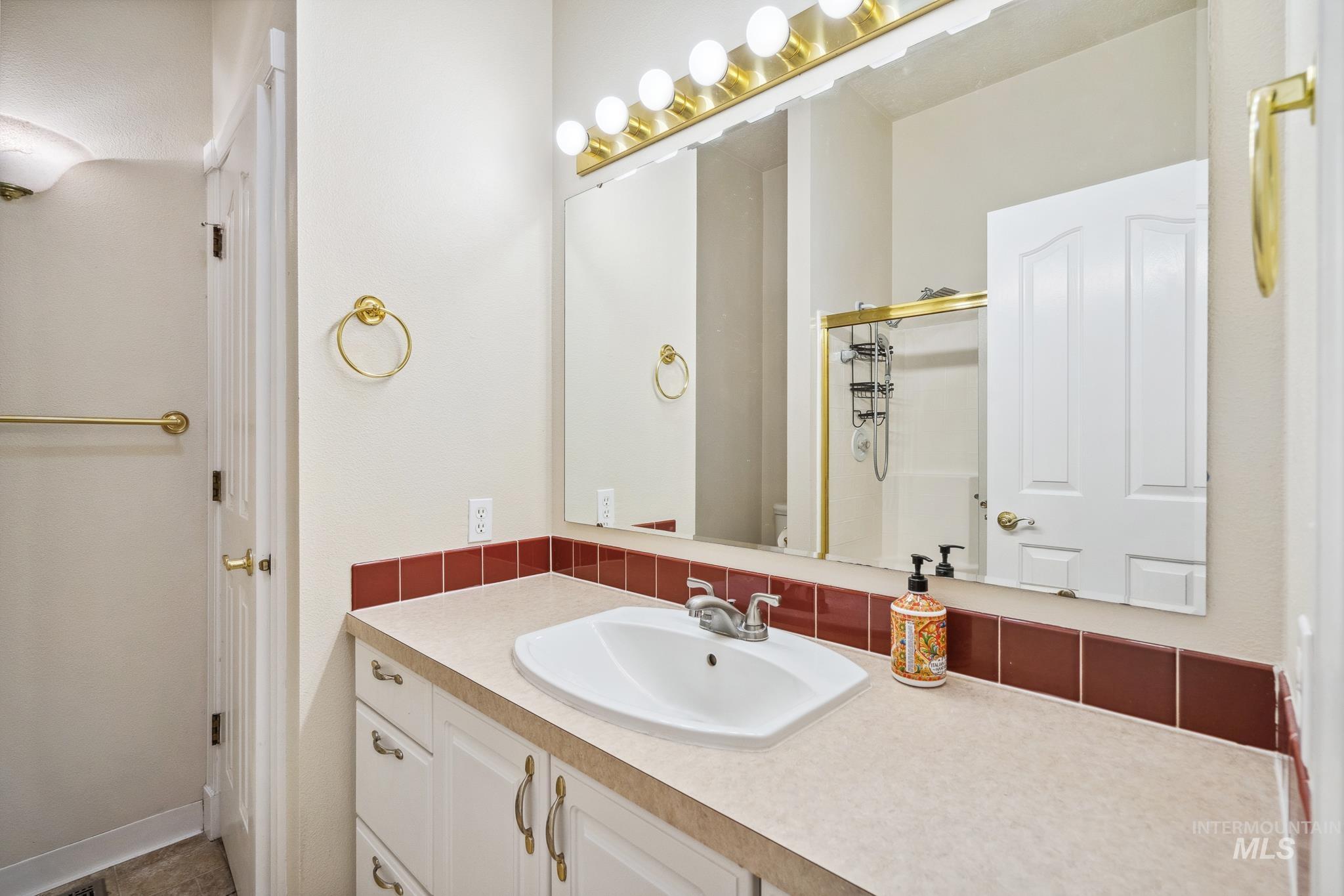 1861 N Interlachen Way