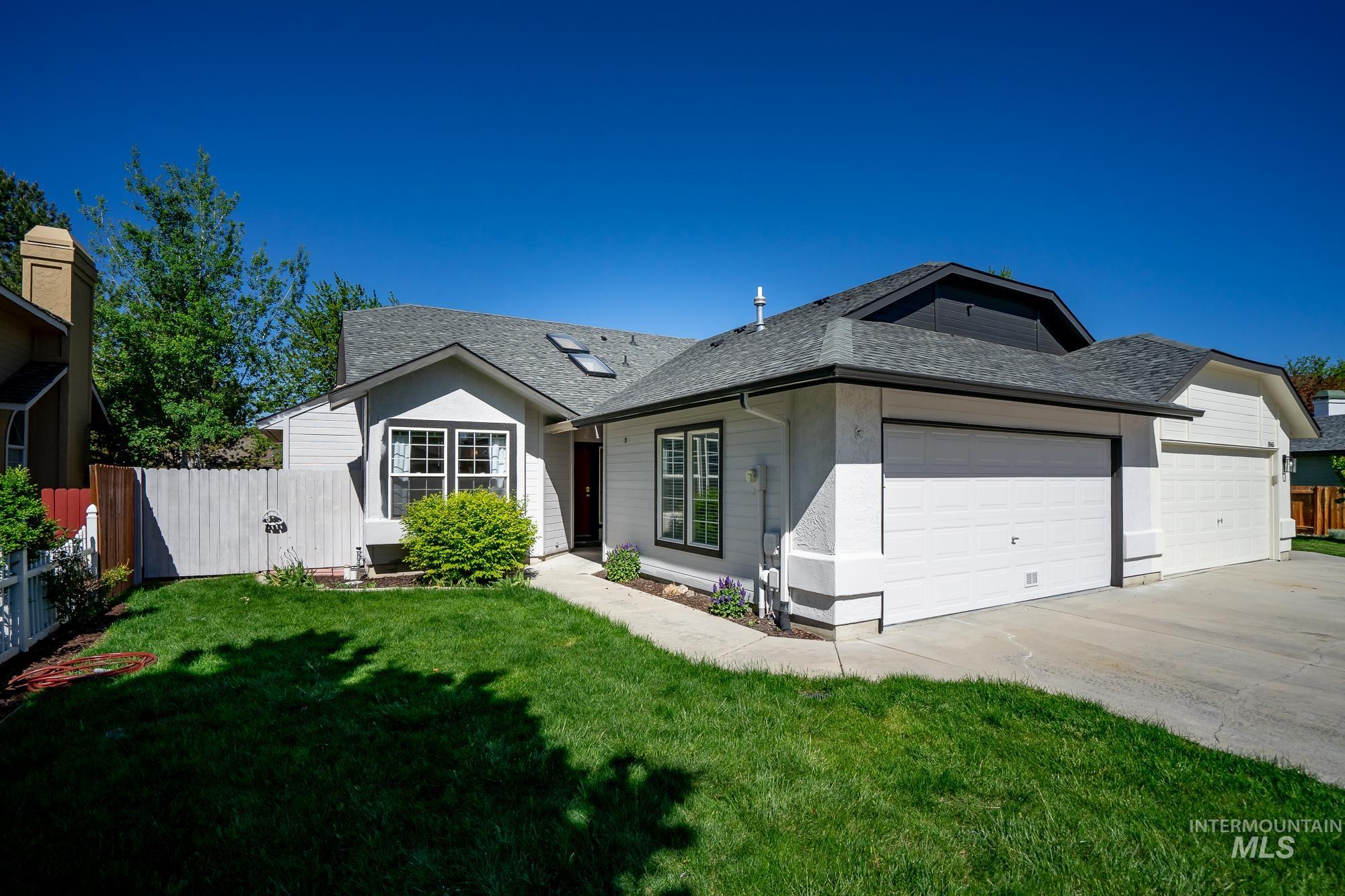 1861 N Interlachen Way