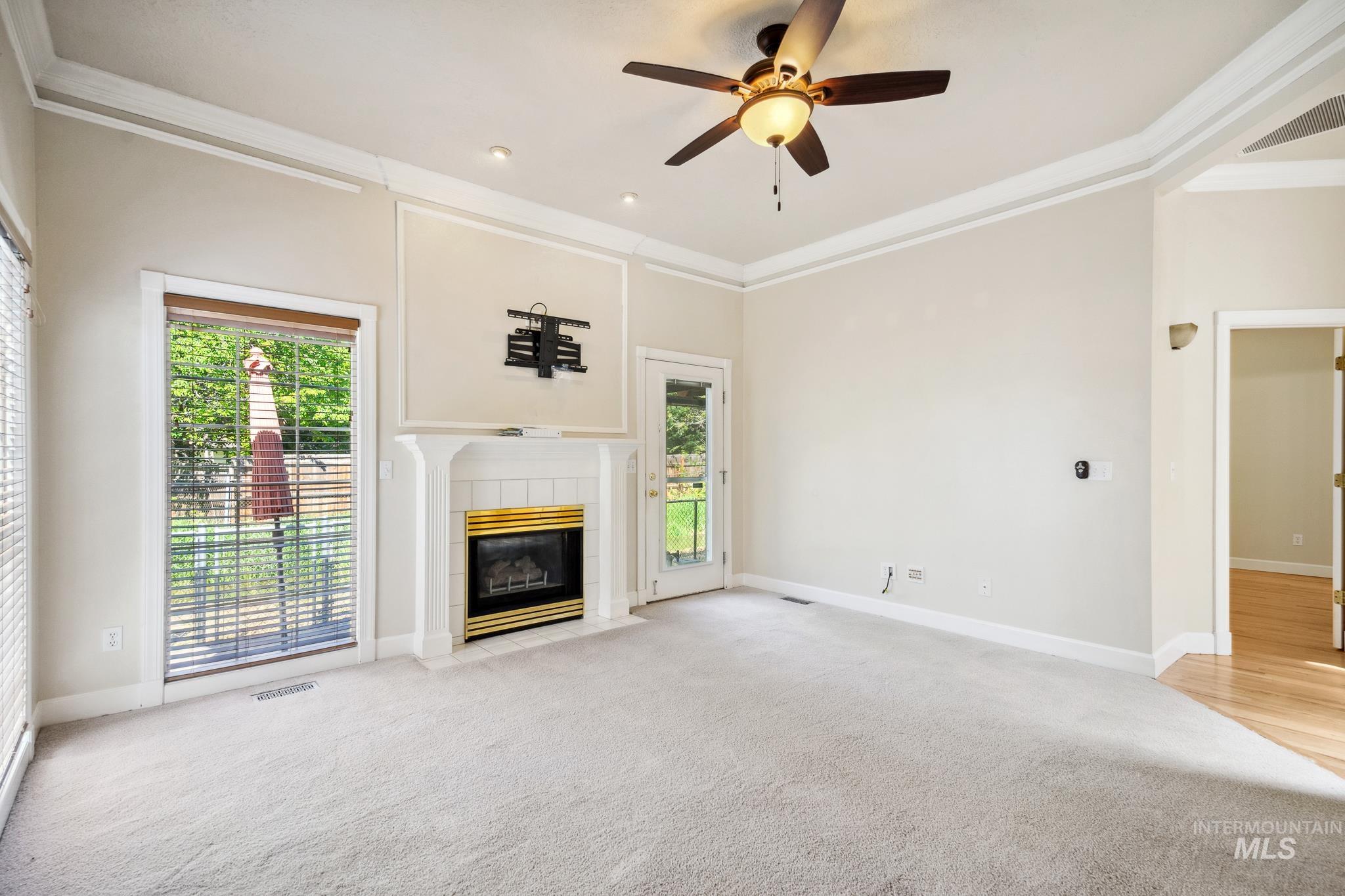 1861 N Interlachen Way