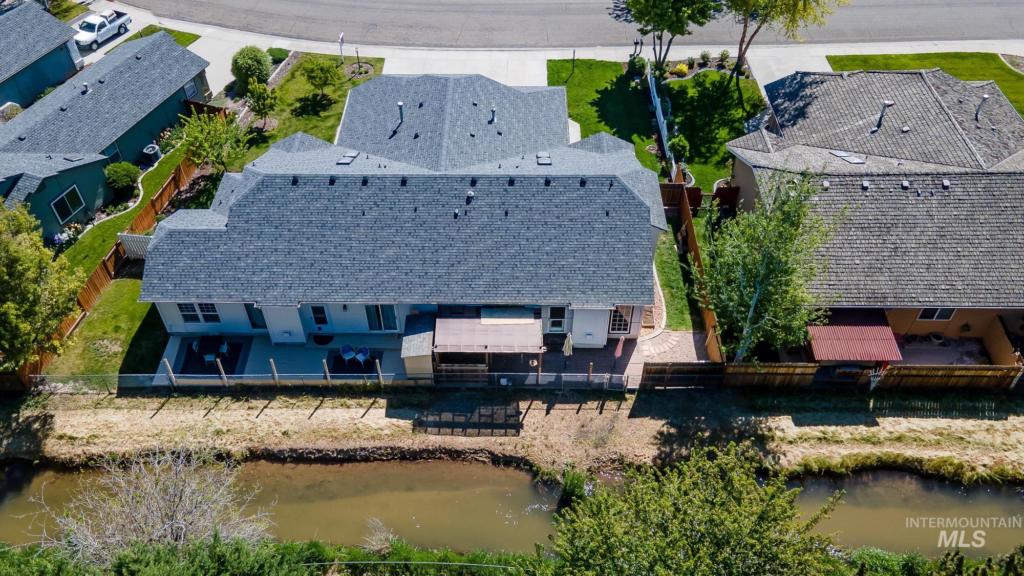 1861 N Interlachen Way