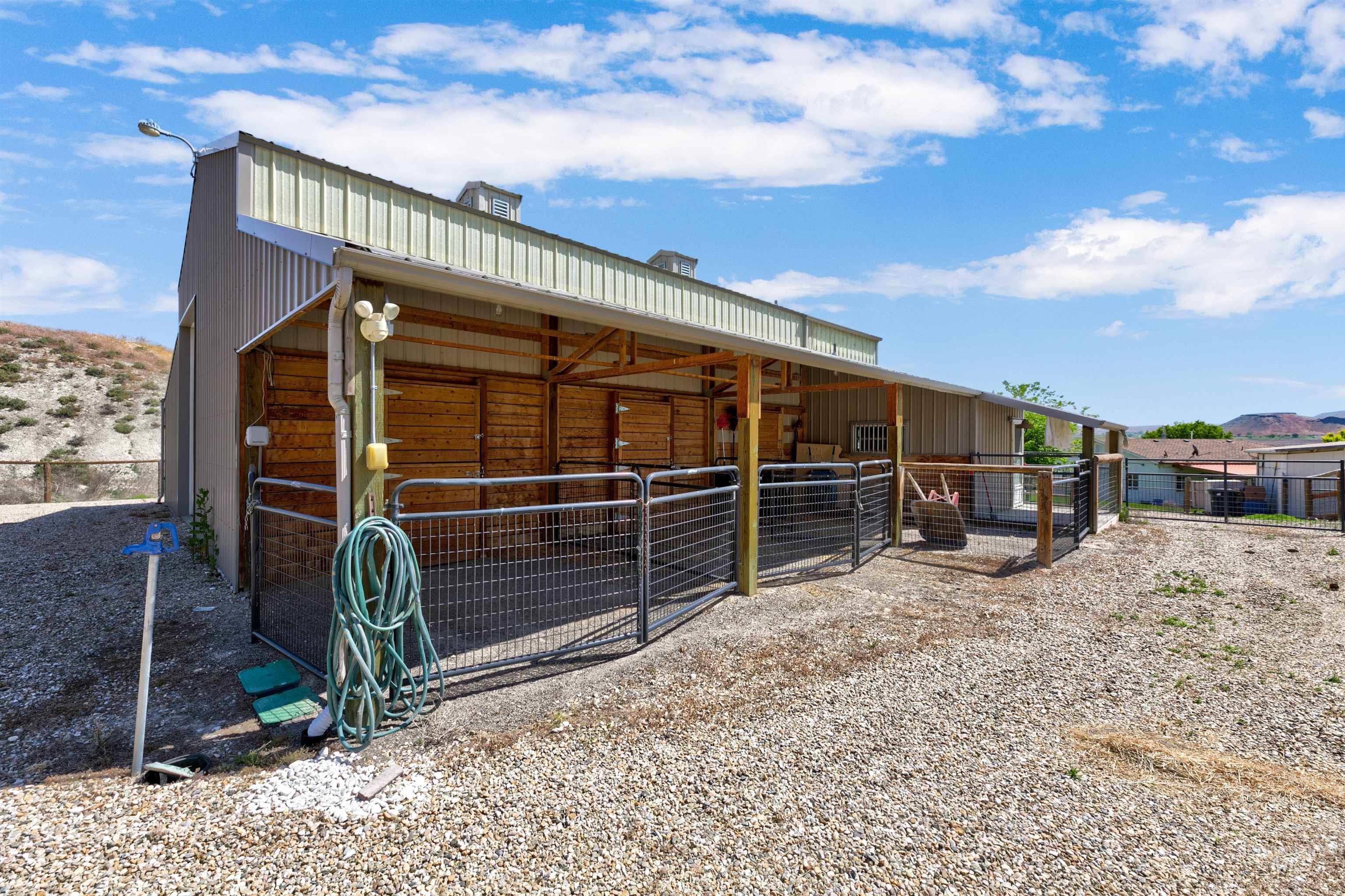 7459 Old Bruneau Hwy