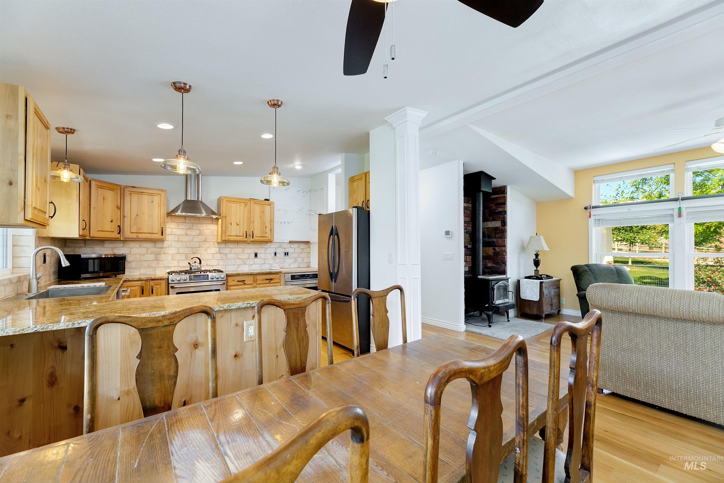 7459 Old Bruneau Hwy