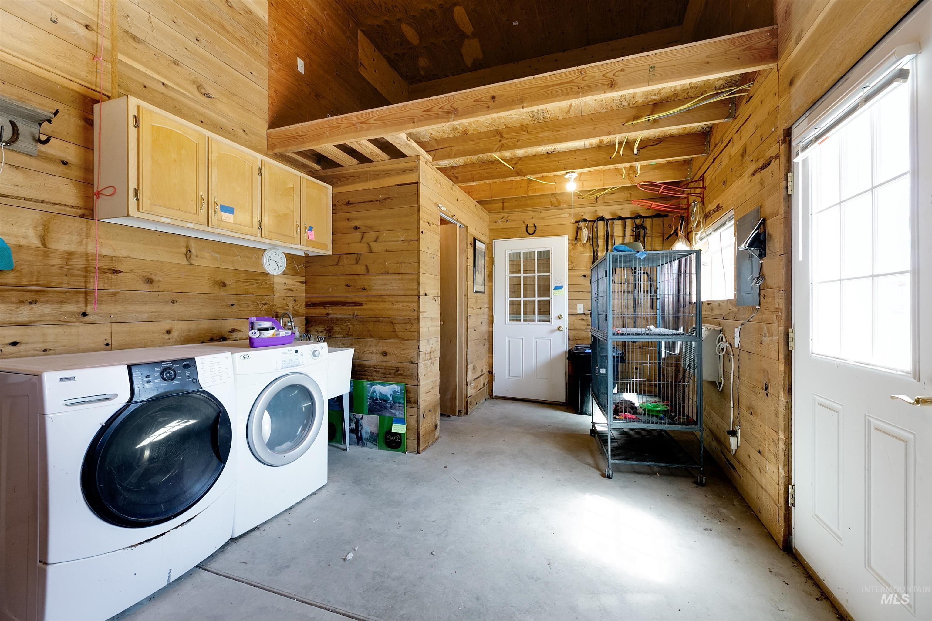 7459 Old Bruneau Hwy