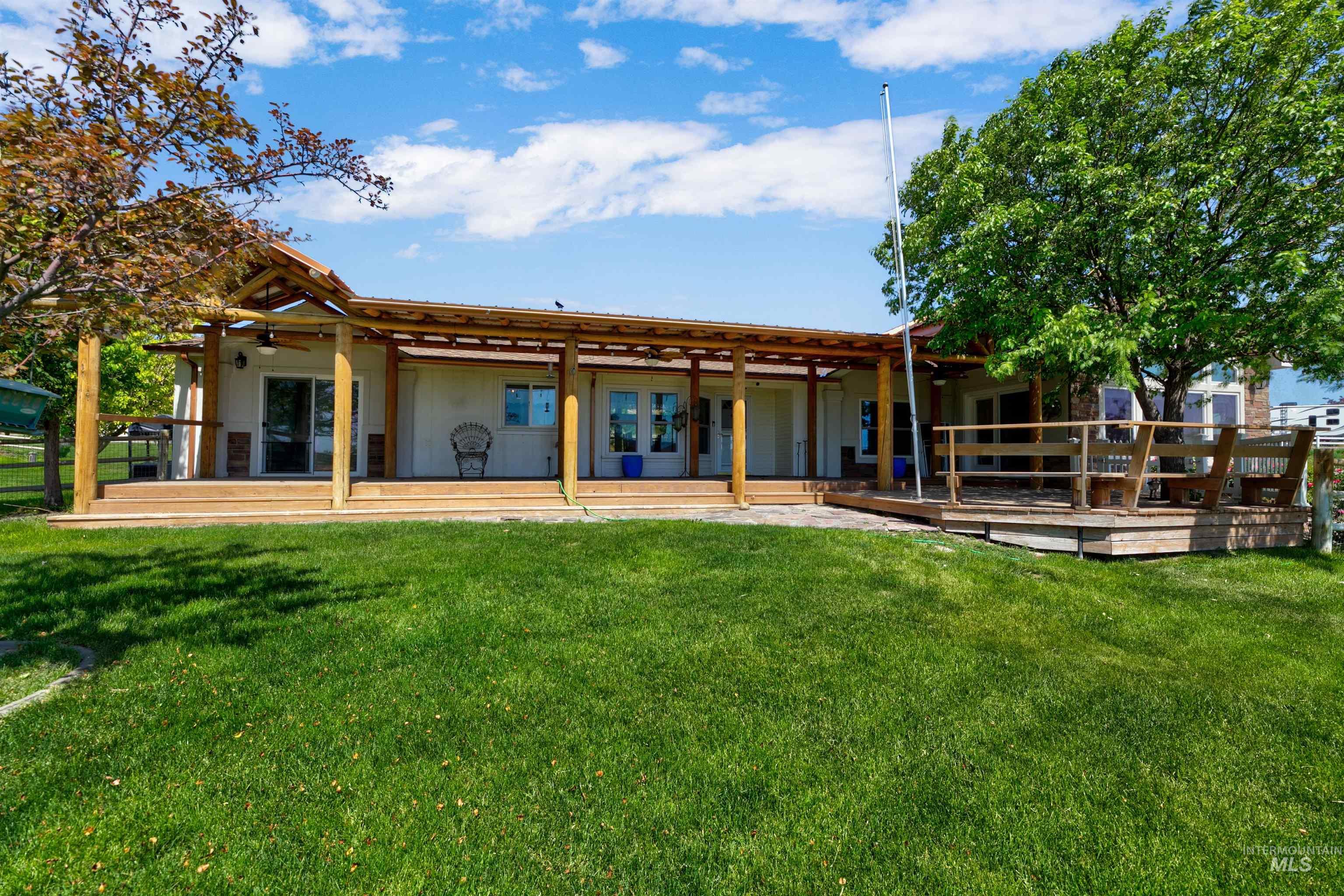 7459 Old Bruneau Hwy