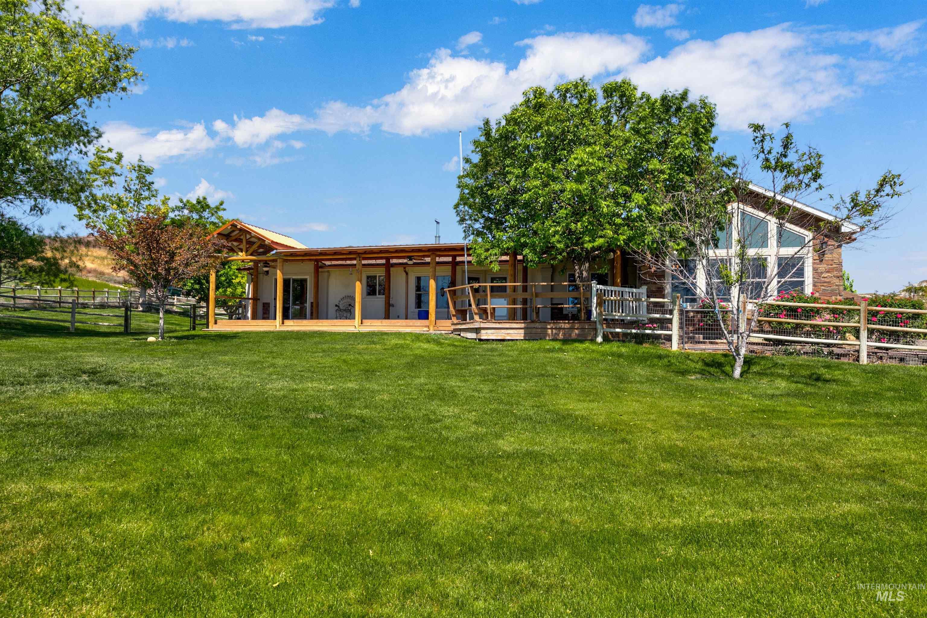 7459 Old Bruneau Hwy