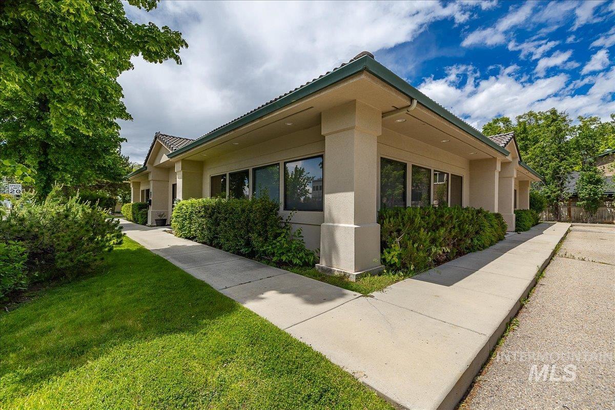 7950 W King St.