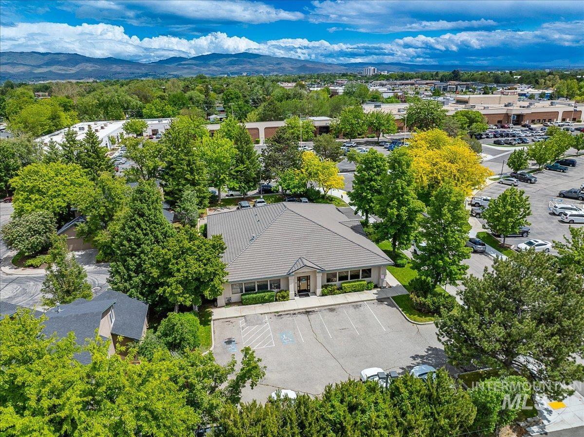 7950 W King St.