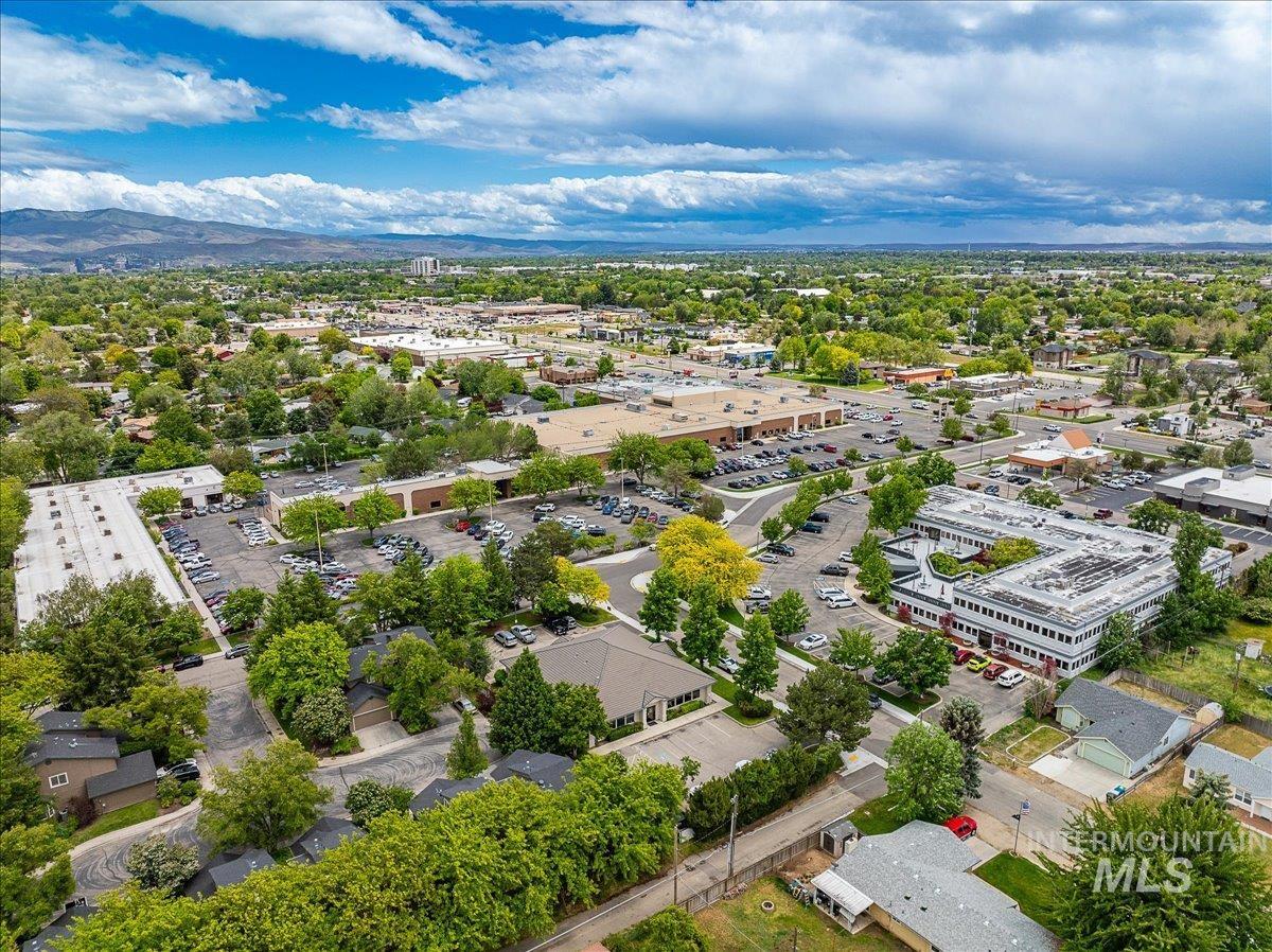 7950 W King St.