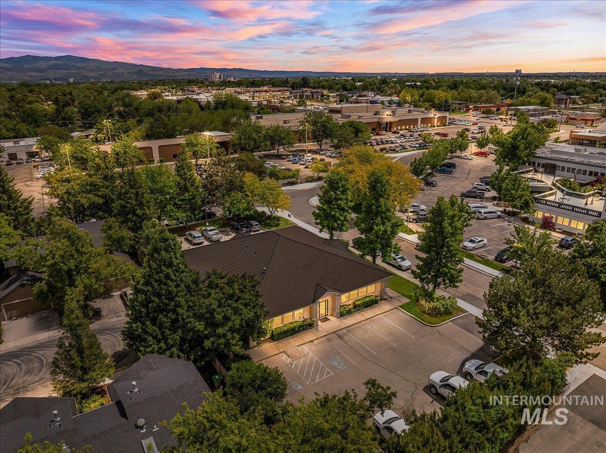 7950 W King St.
